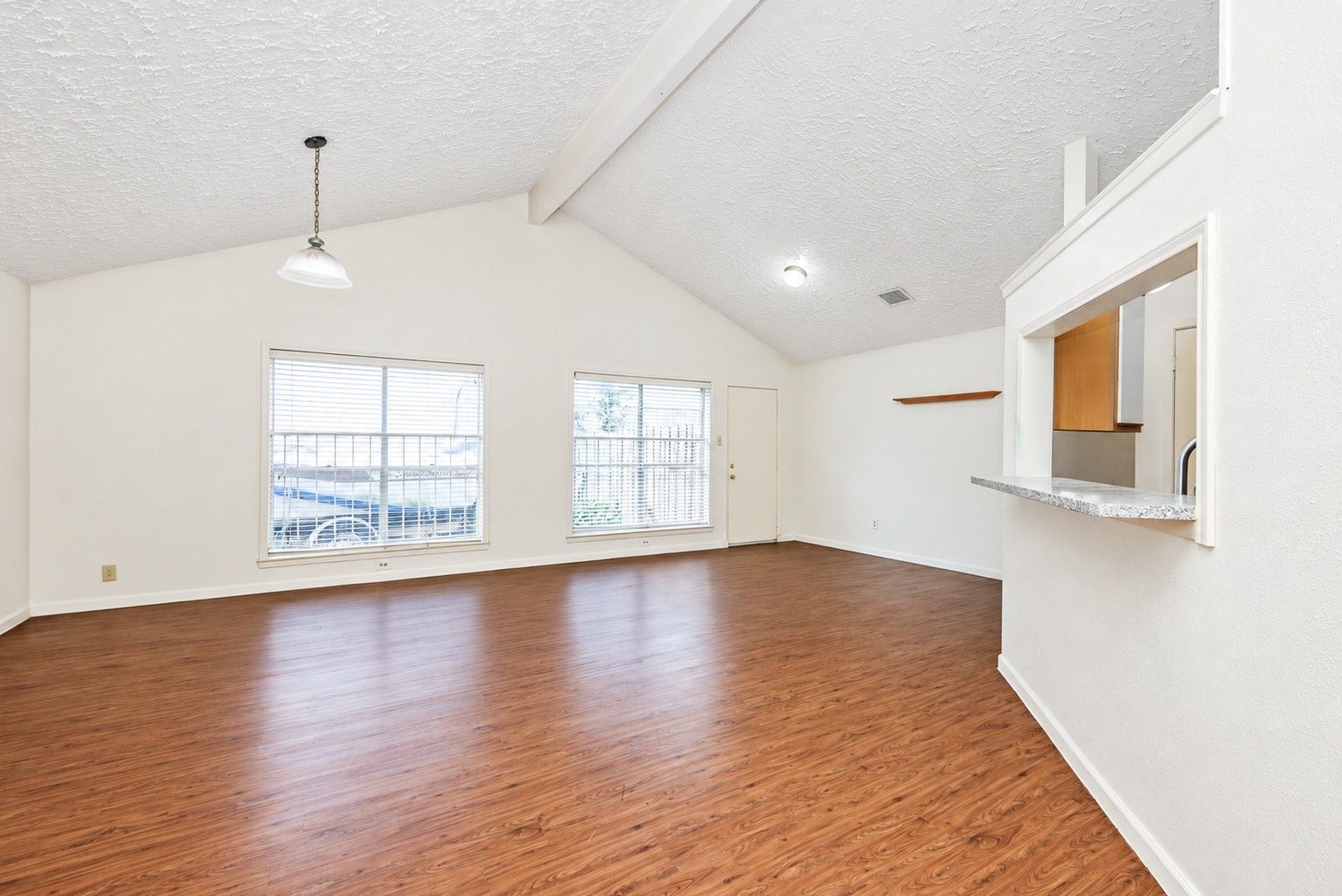 10907 Allison Bend Court, Houston, TX 77086 Living room with high ceiling