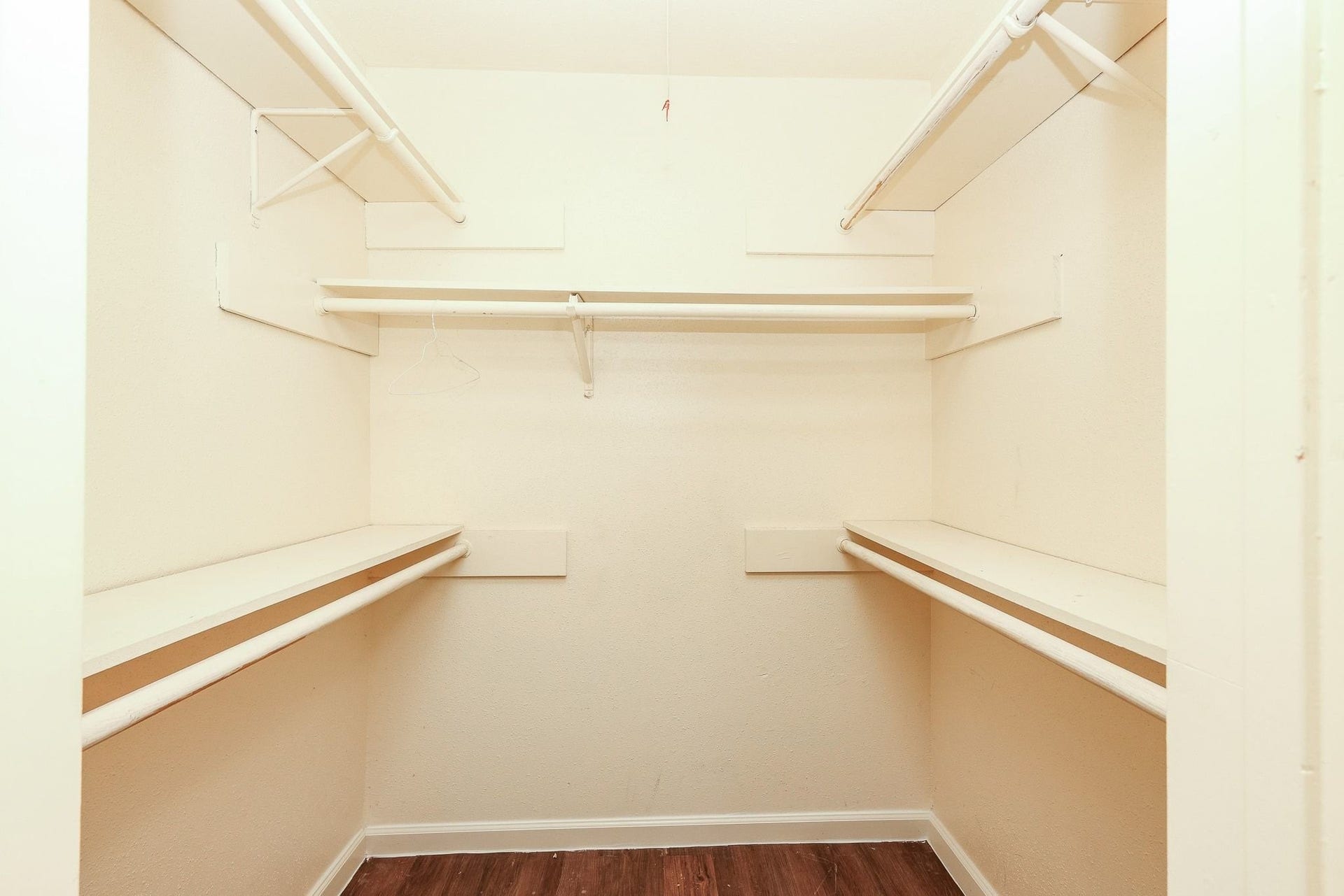 10907 Allison Bend Court, Houston, TX 77086 Walk-in closet
