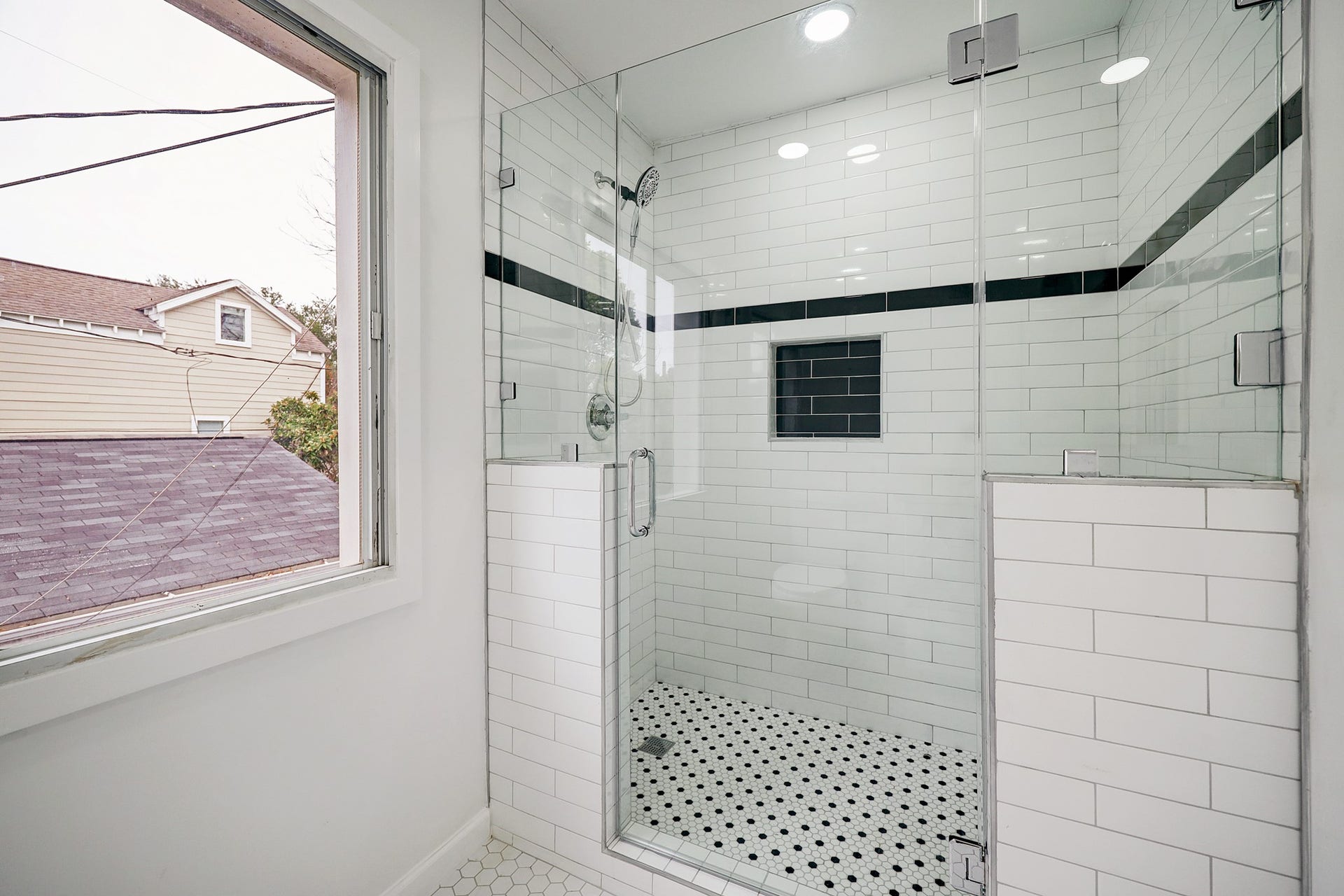 827 Le Green St, Houston, TX 77008 827 Le Green St, Houston, TX 77008