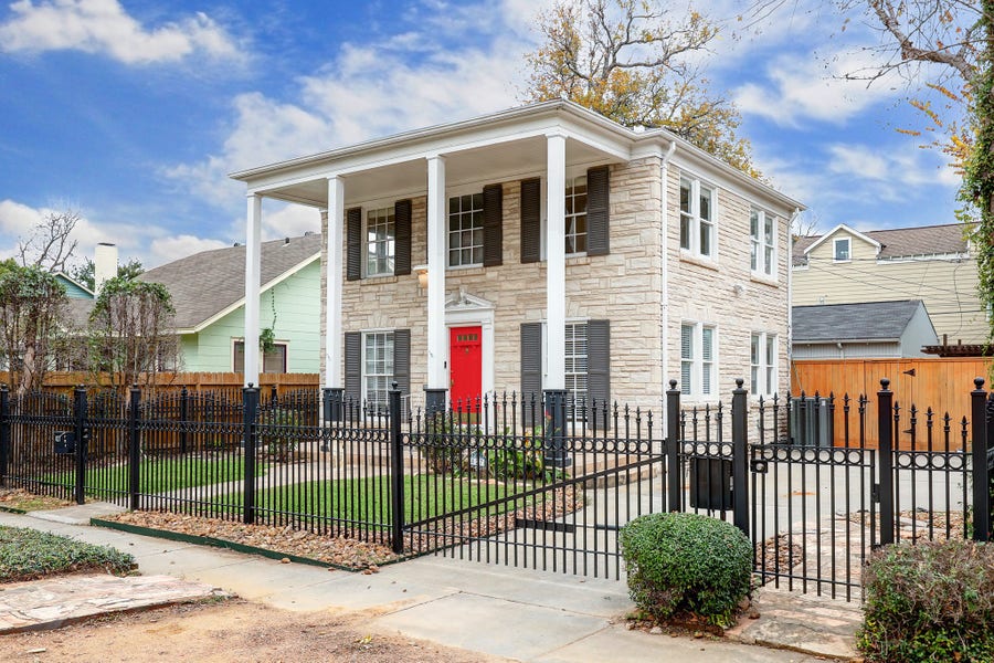 Property photo for 827 Le Green St, Houston, TX