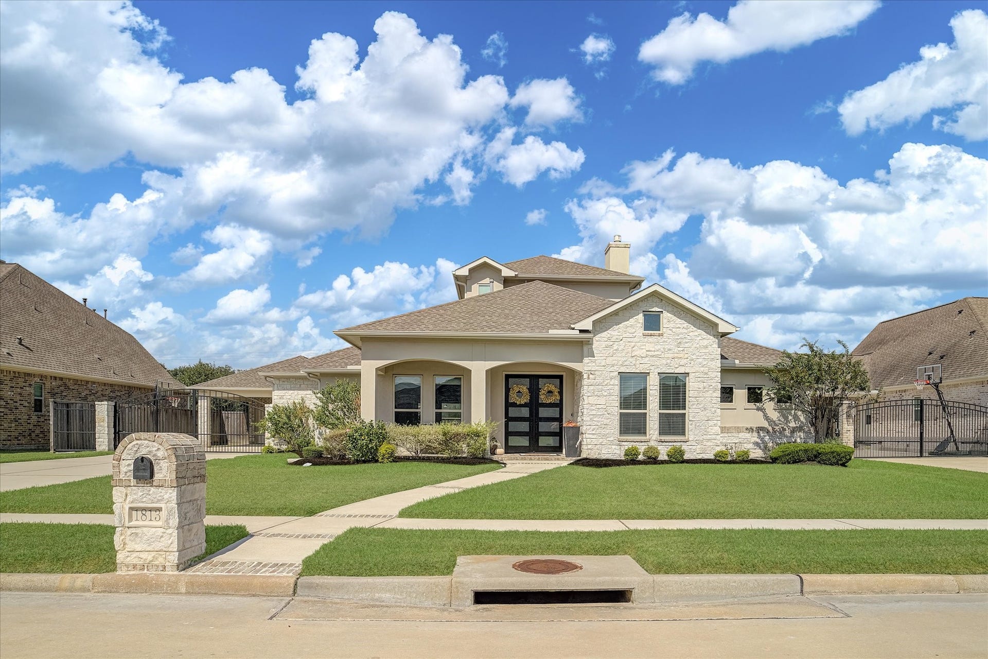 1813 N Prairie Lane, Deer Park, TX 77536 1813 N Prairie Lane, Deer Park, TX 77536