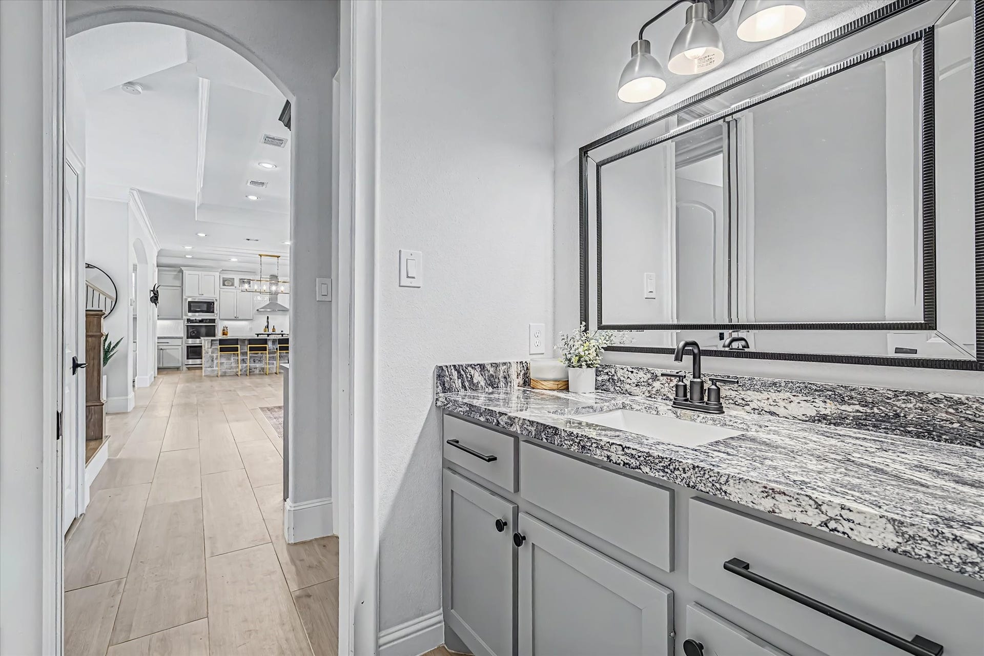 1813 N Prairie Lane, Deer Park, TX 77536 1813 N Prairie Lane, Deer Park, TX 77536