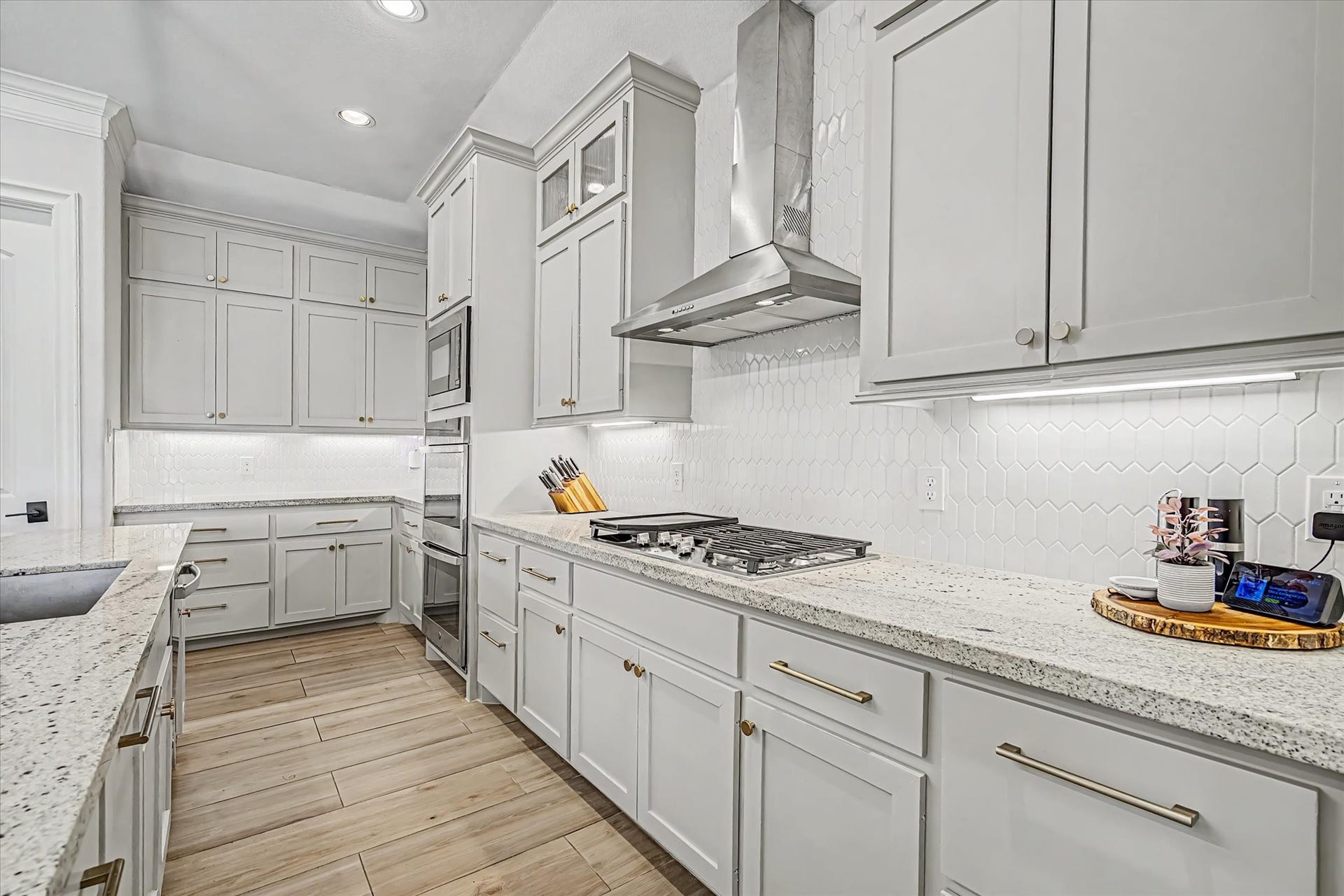 1813 N Prairie Lane, Deer Park, TX 77536 1813 N Prairie Lane, Deer Park, TX 77536