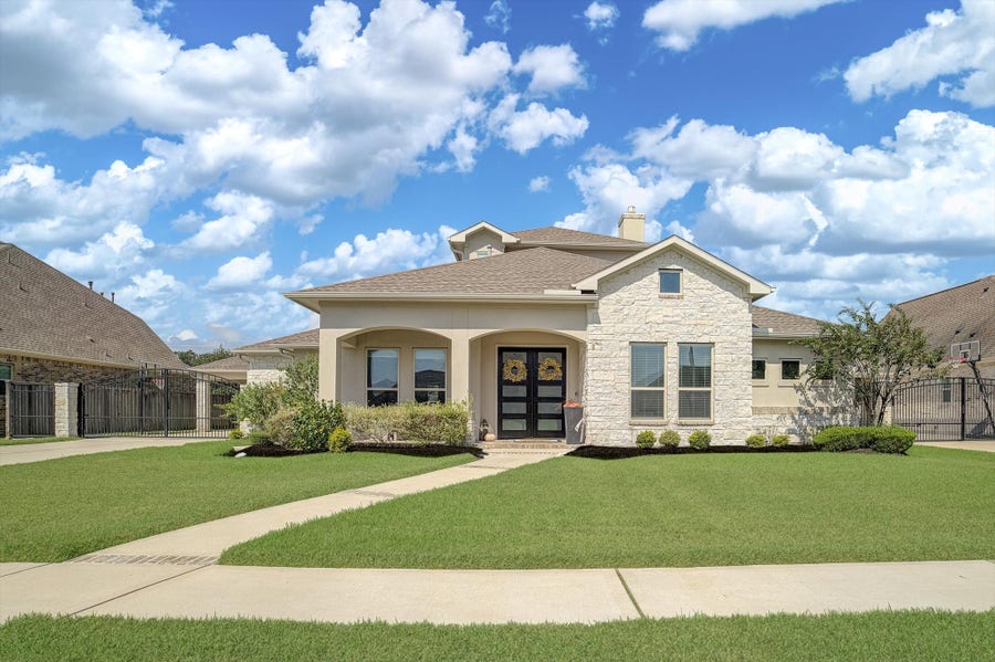 Property photo for 1813 N Prairie Lane, Deer Park, TX