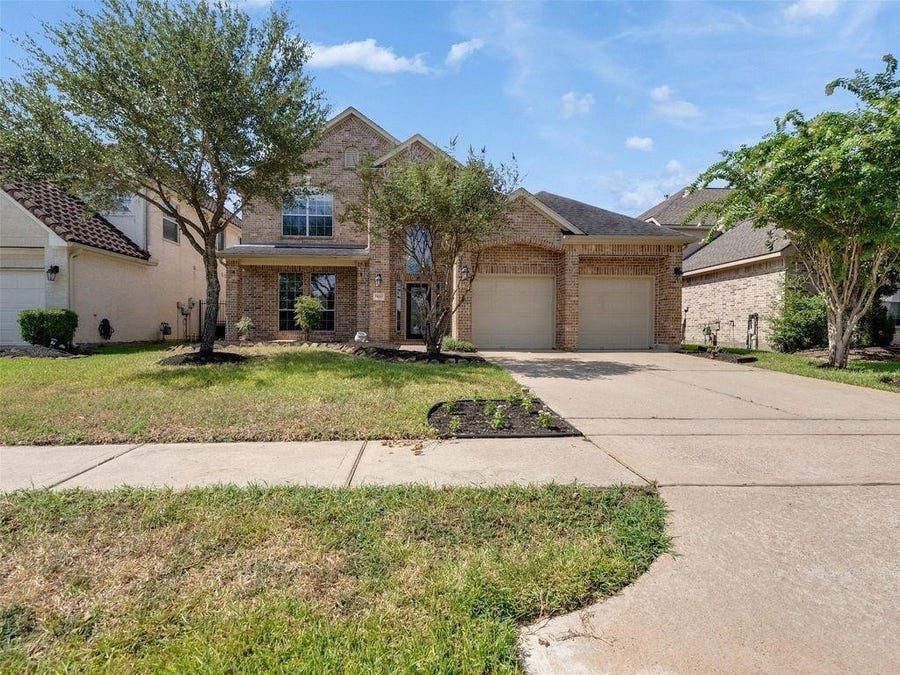 Property photo for 18103 Blues Point Drive, Cypress, TX