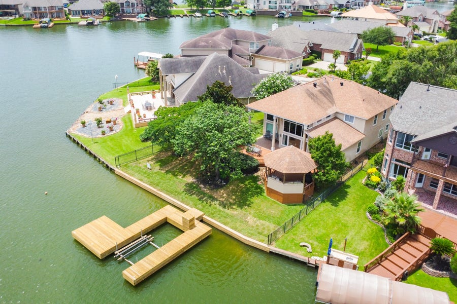 Property photo for 309 Harbor Circle, Montgomery, TX