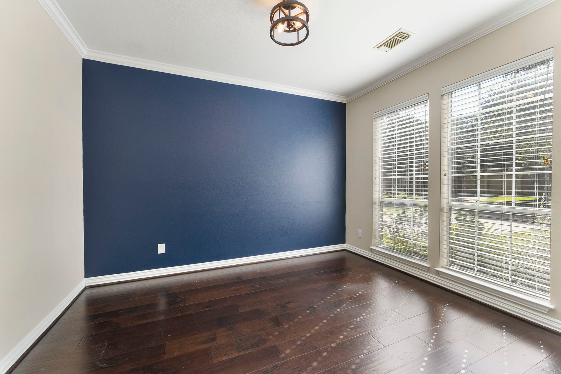 431 Hendricks Forest Lane, Conroe, TX 77384
