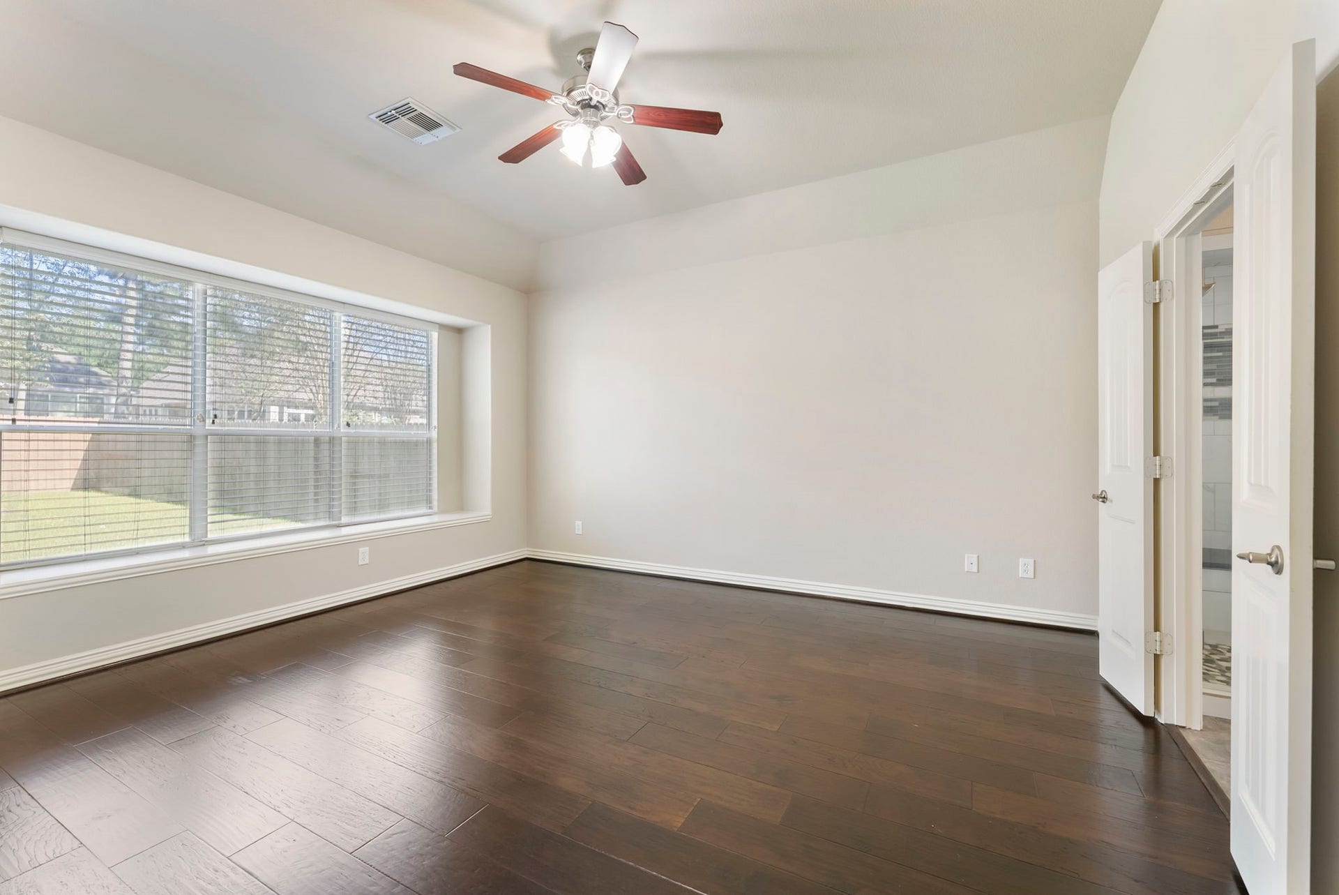 431 Hendricks Forest Lane, Conroe, TX 77384