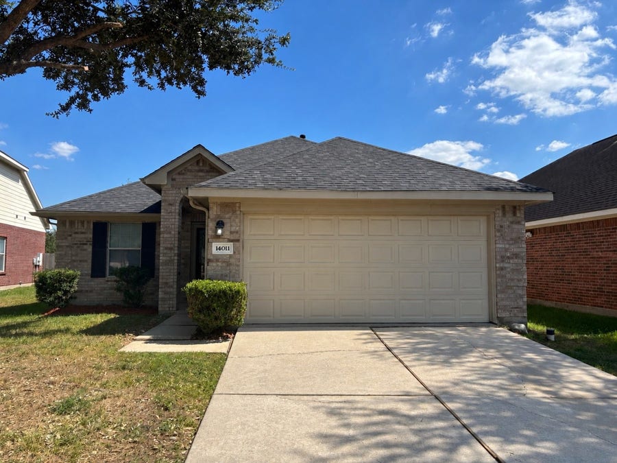 Property photo for 14011 Chelseahurst Lane, Houston, TX