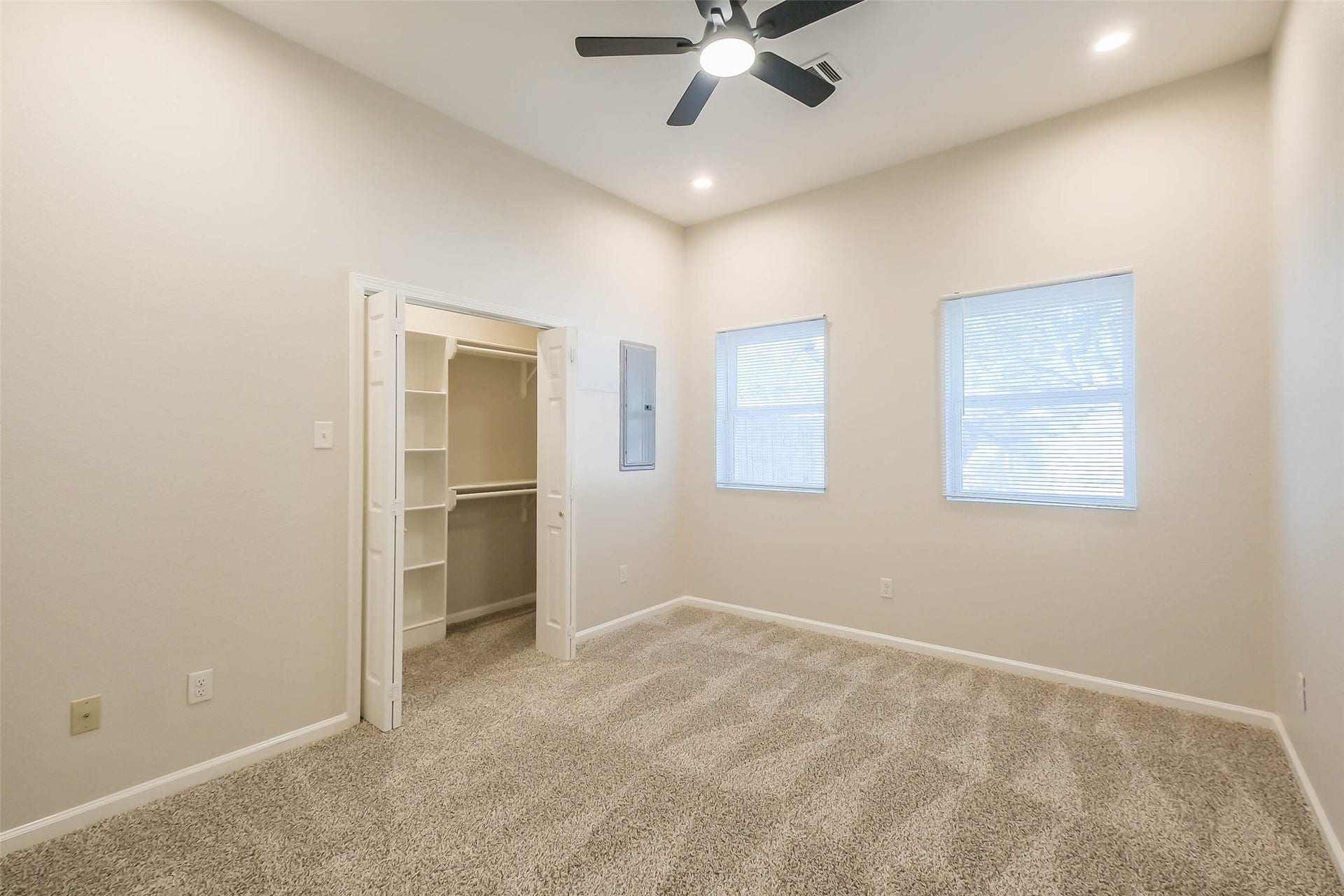 Photos from previous listing