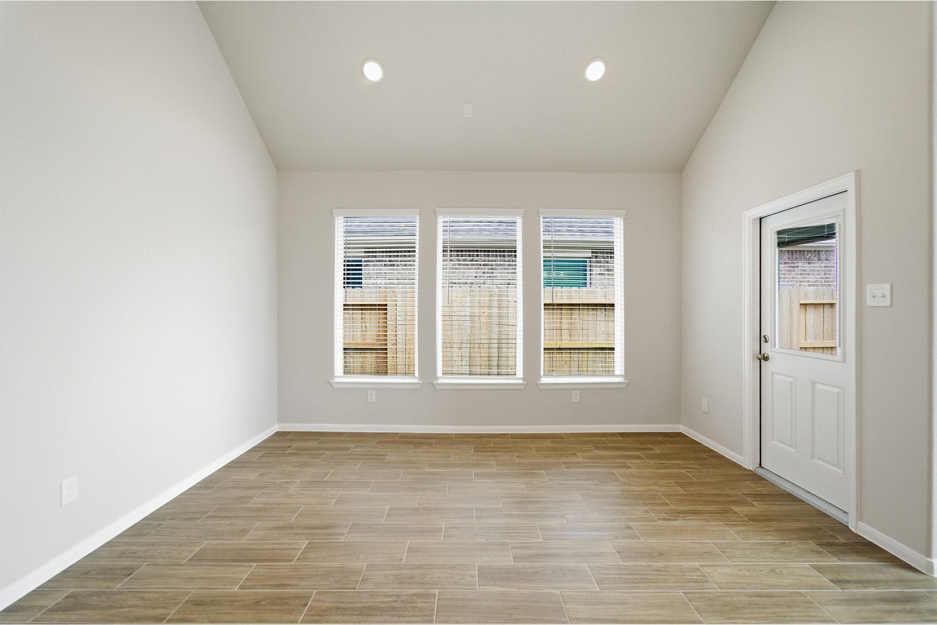 2726 Ruby Laurel Drive, Iowa Colony, TX 77583 2726 Ruby Laurel Drive, Iowa Colony, TX 77583