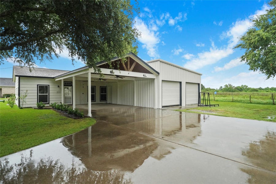 Property photo for 30720 Waller Spring Creek Road, Waller, TX