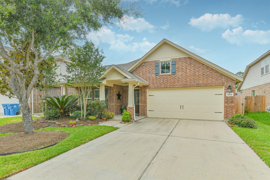 Property photo for 9715 Lockhart Reach Lane, Humble, TX