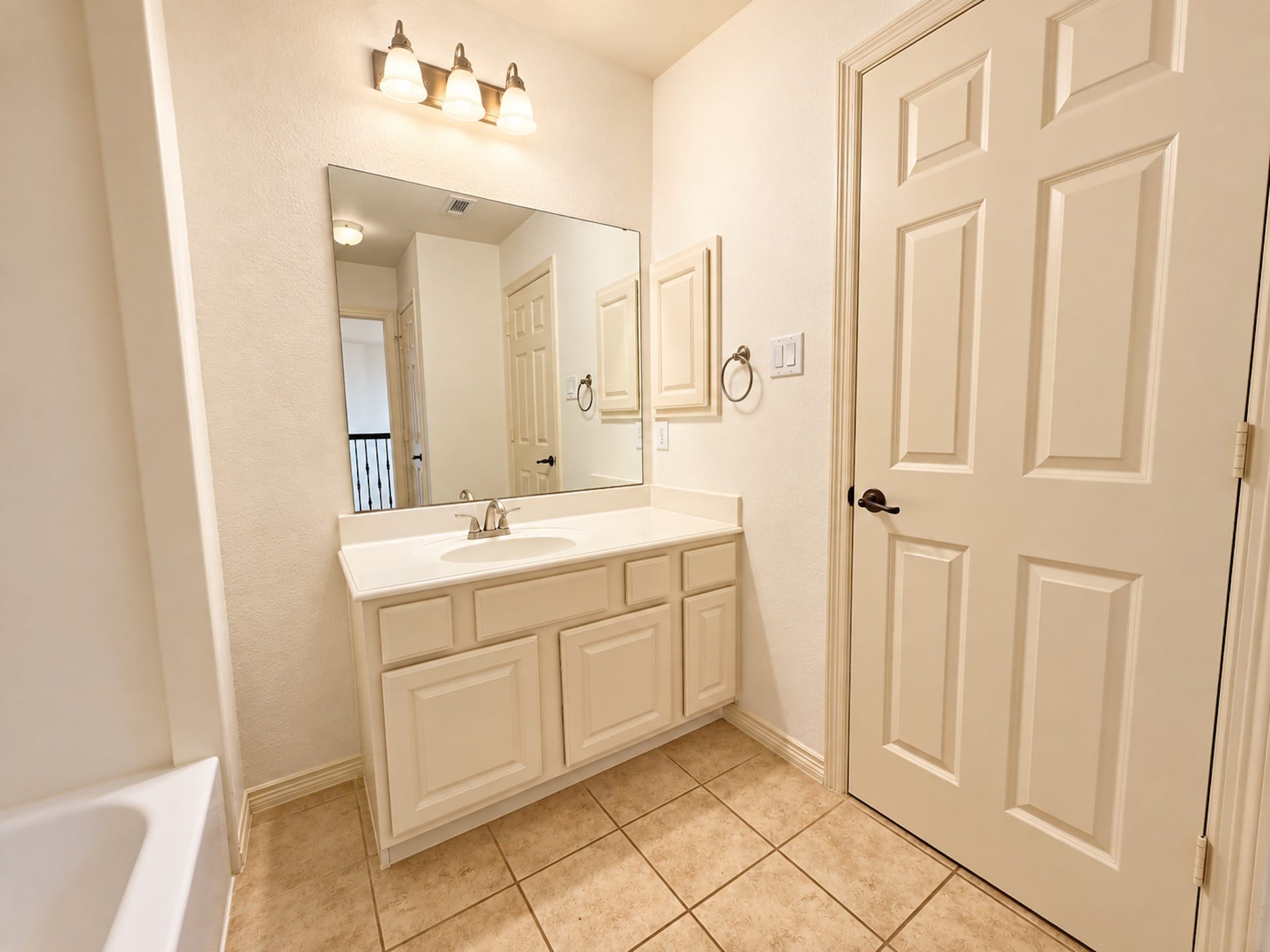 2514 Barcelona Way, League City, TX 77573 2514 Barcelona Way, League City, TX 77573