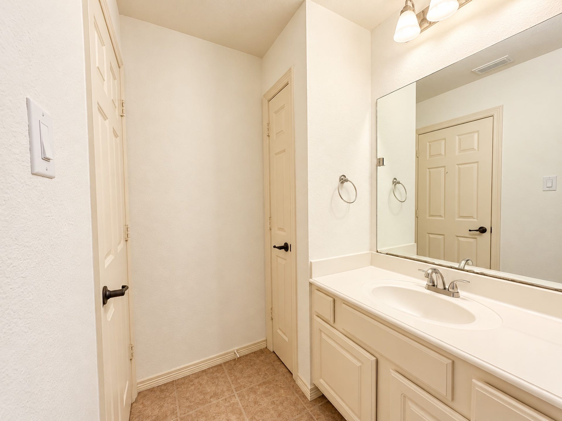 2514 Barcelona Way, League City, TX 77573 2514 Barcelona Way, League City, TX 77573