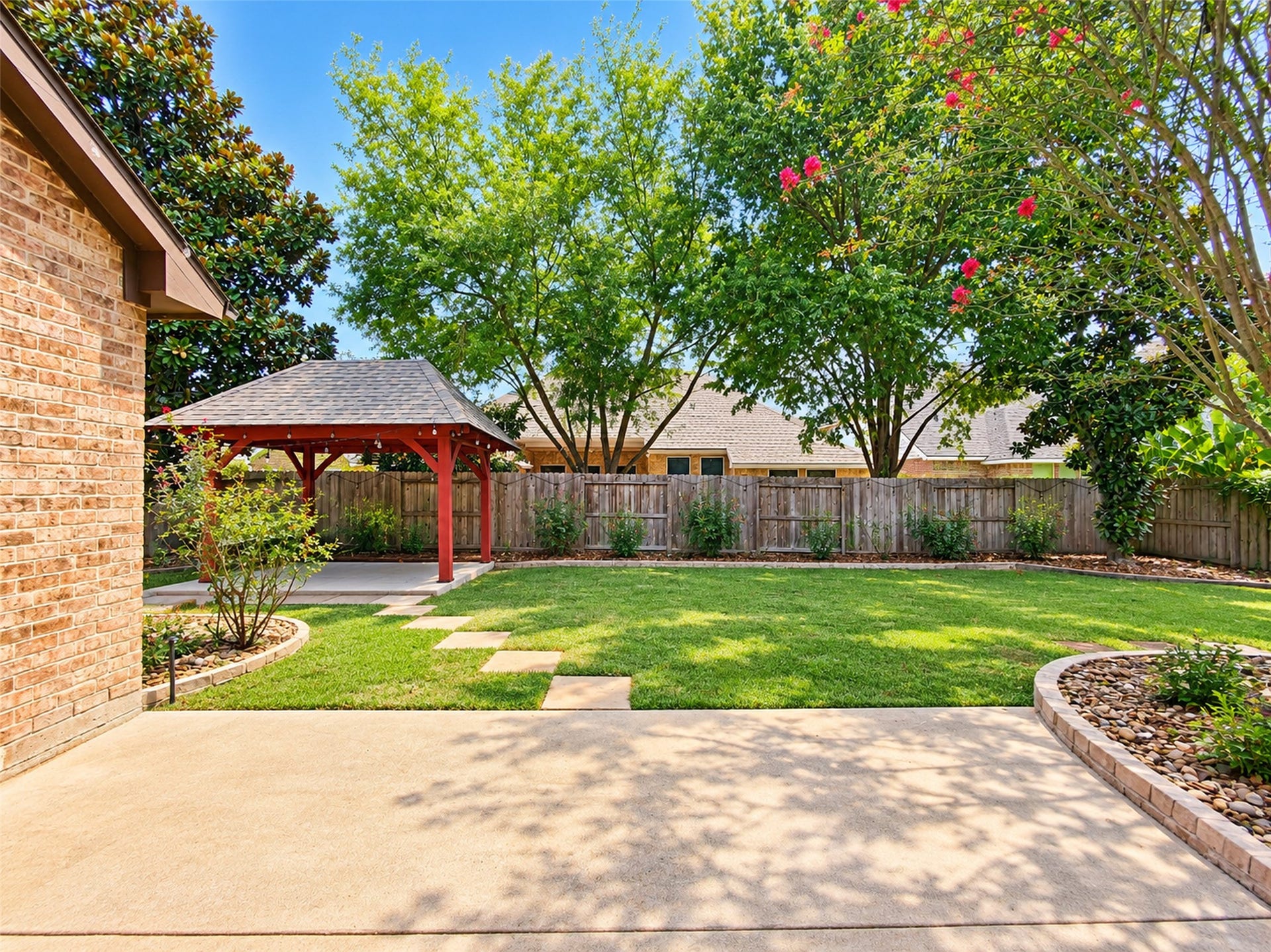 2514 Barcelona Way, League City, TX 77573 2514 Barcelona Way, League City, TX 77573