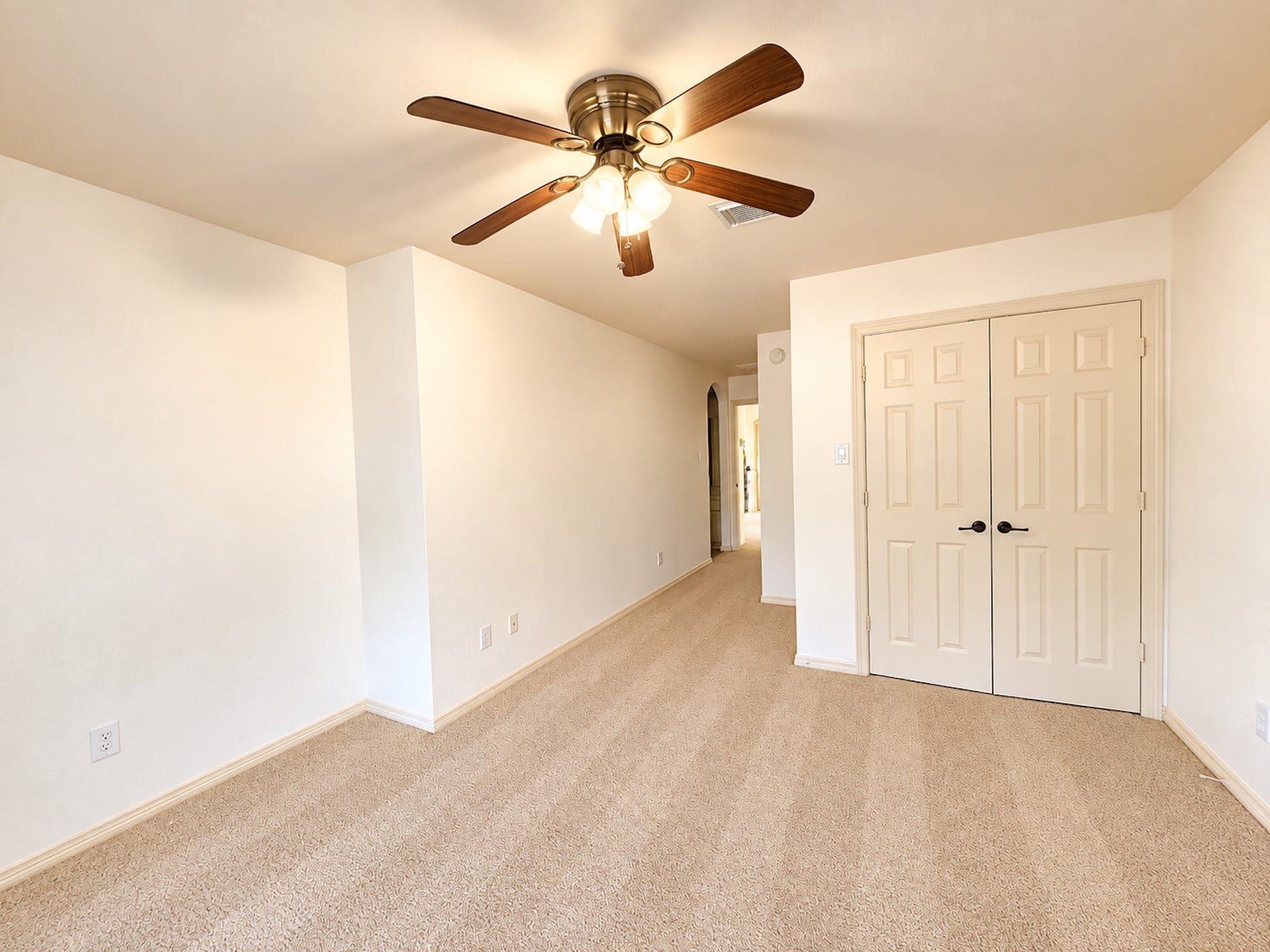 2514 Barcelona Way, League City, TX 77573 Upstair bedroom 2