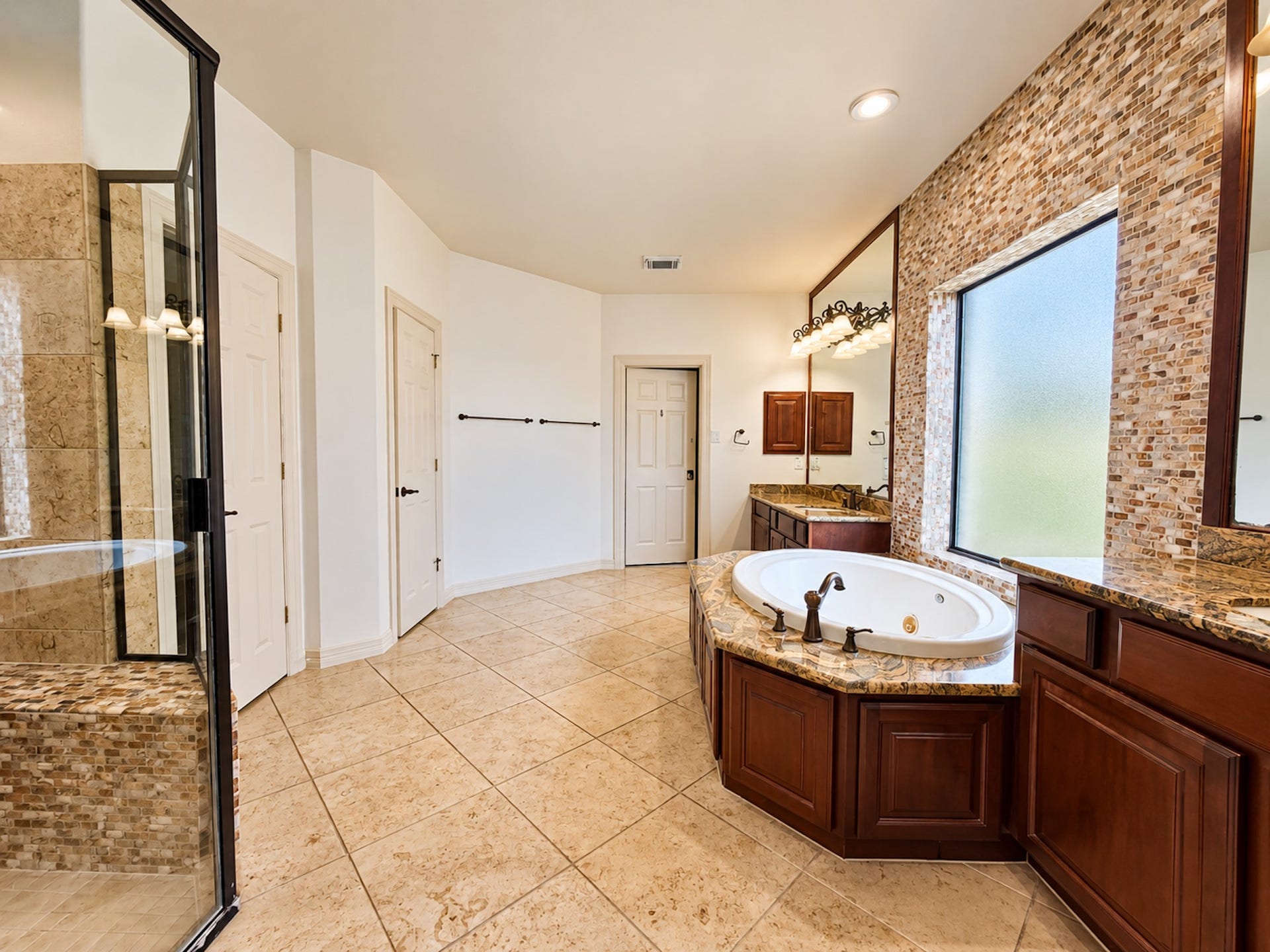 2514 Barcelona Way, League City, TX 77573 2514 Barcelona Way, League City, TX 77573