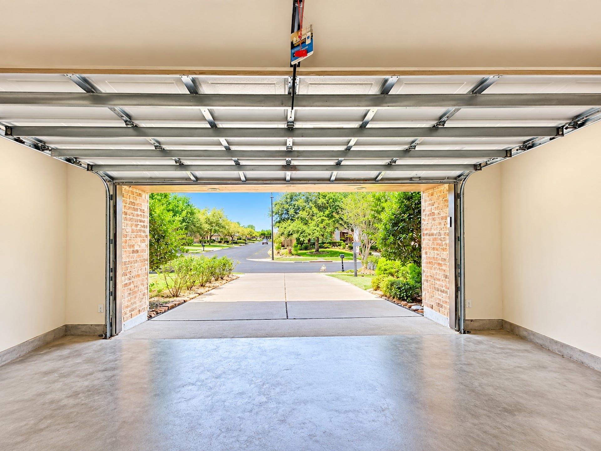 2514 Barcelona Way, League City, TX 77573 2514 Barcelona Way, League City, TX 77573