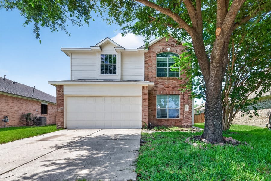 Property photo for 16119 Gavin Lane, Houston, TX