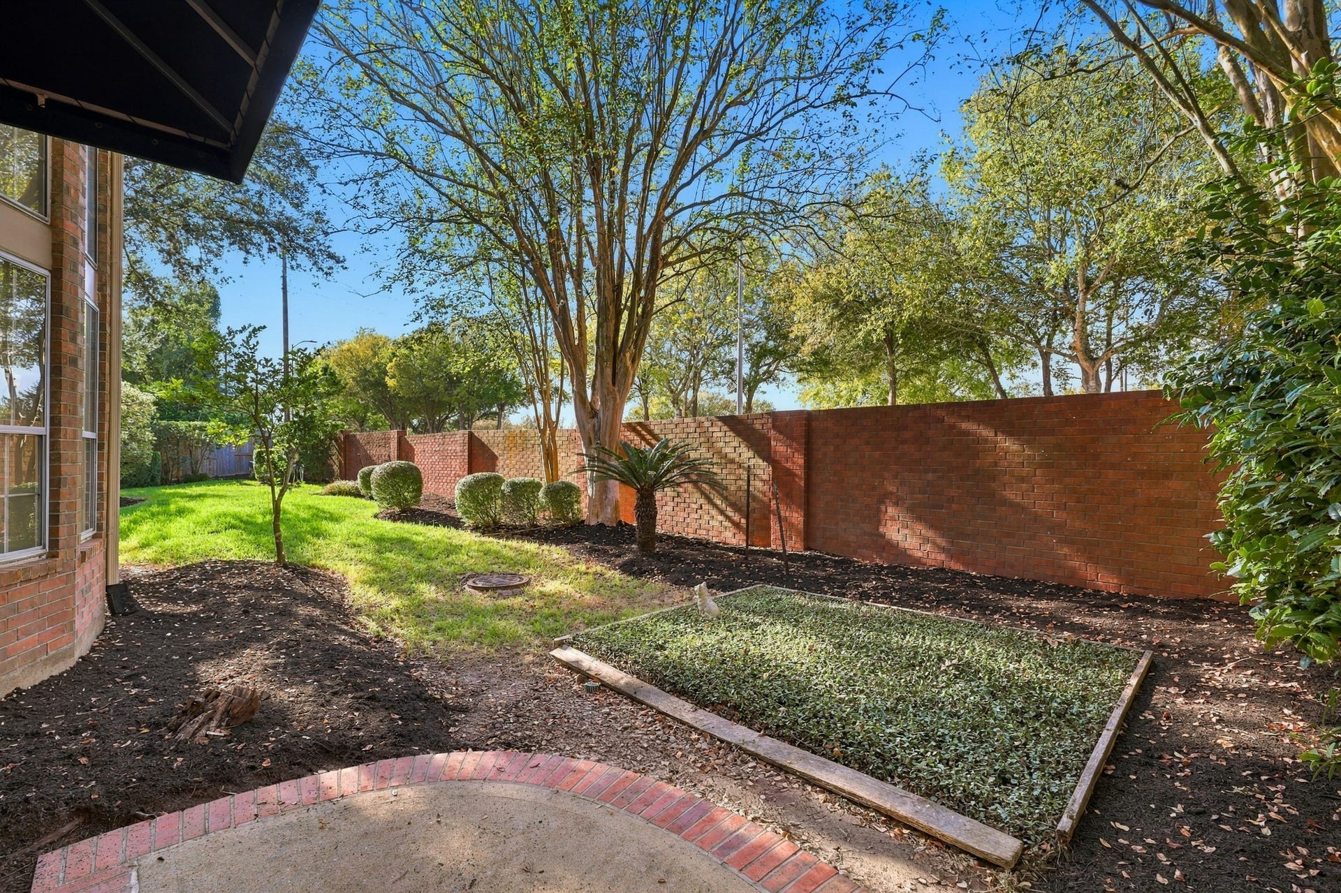 1931 Auburn Trail, Sugar Land, TX 77479 1931 Auburn Trail, Sugar Land, TX 77479