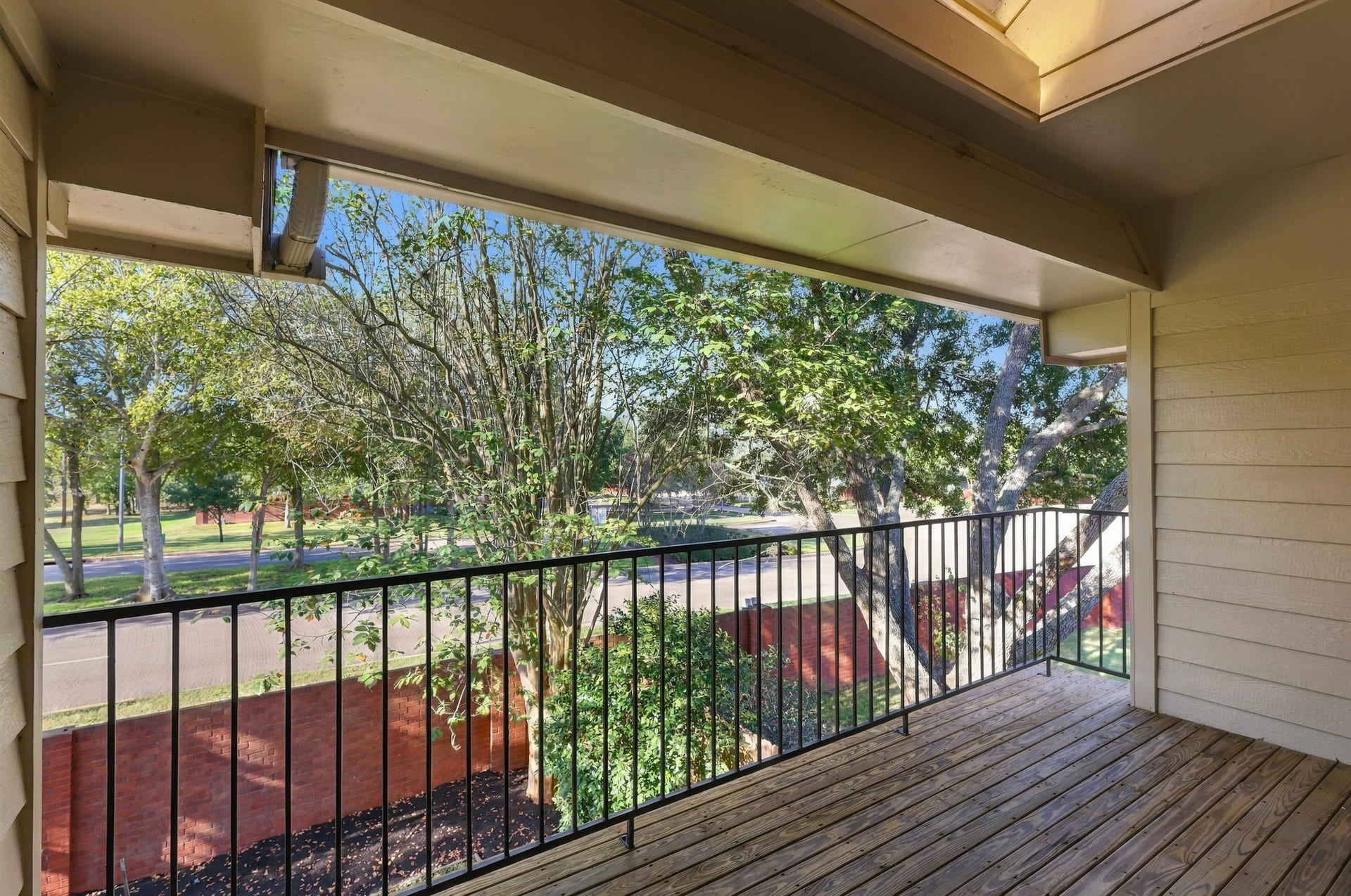 1931 Auburn Trail, Sugar Land, TX 77479 Game-room Balcony