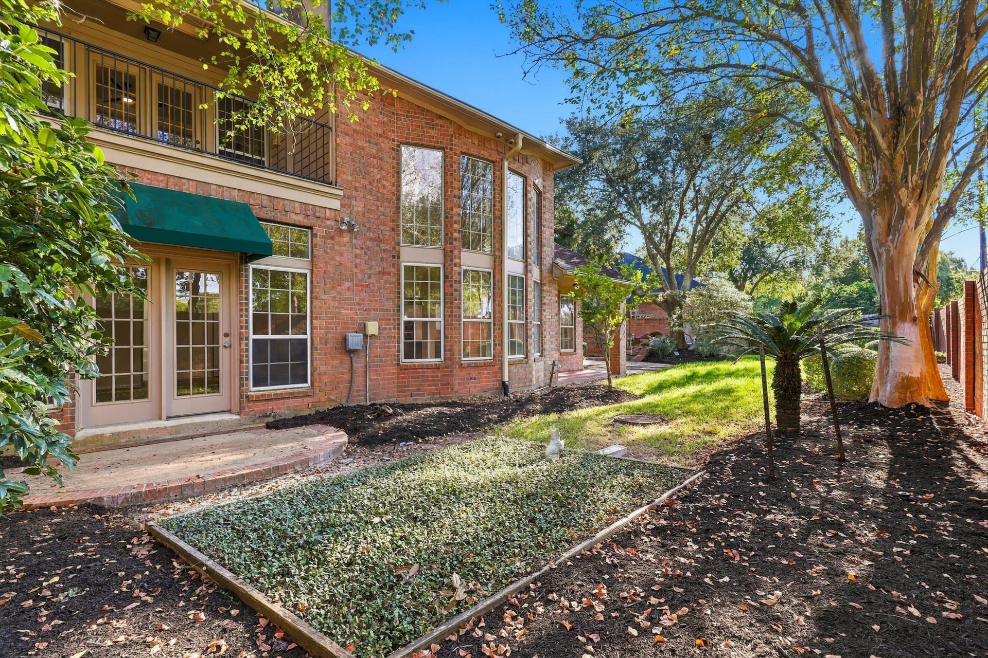 1931 Auburn Trail, Sugar Land, TX 77479 1931 Auburn Trail, Sugar Land, TX 77479