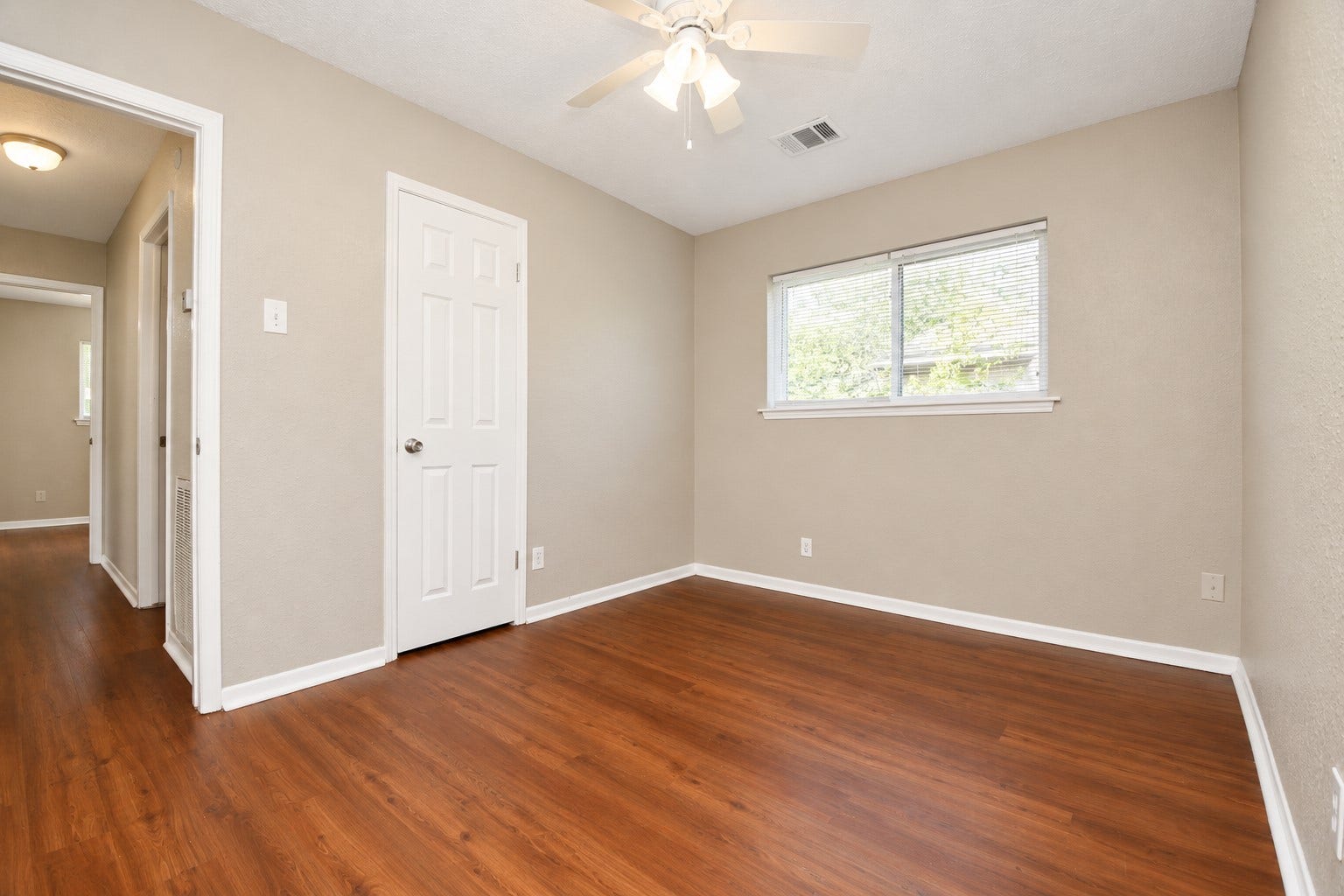 922 Bacliff Drive, Bacliff, TX 77518 Spare Bedroom