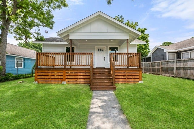 Property photo for 3106 Michigan Street, Baytown, TX
