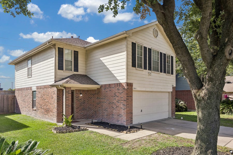 Property photo for 9611 Berridge House Court, Houston, TX