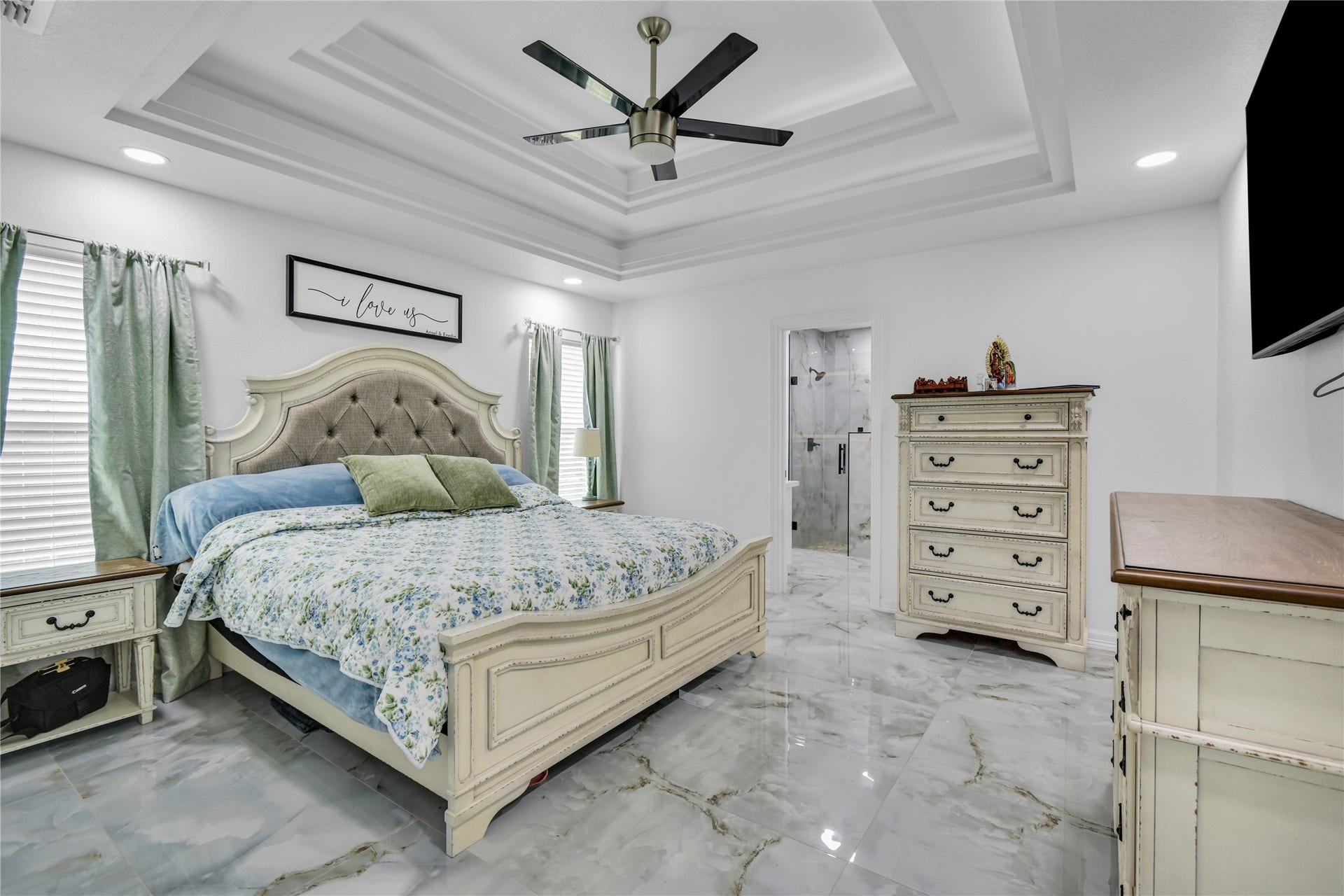 1252 2nd Street, Clute, TX 77531