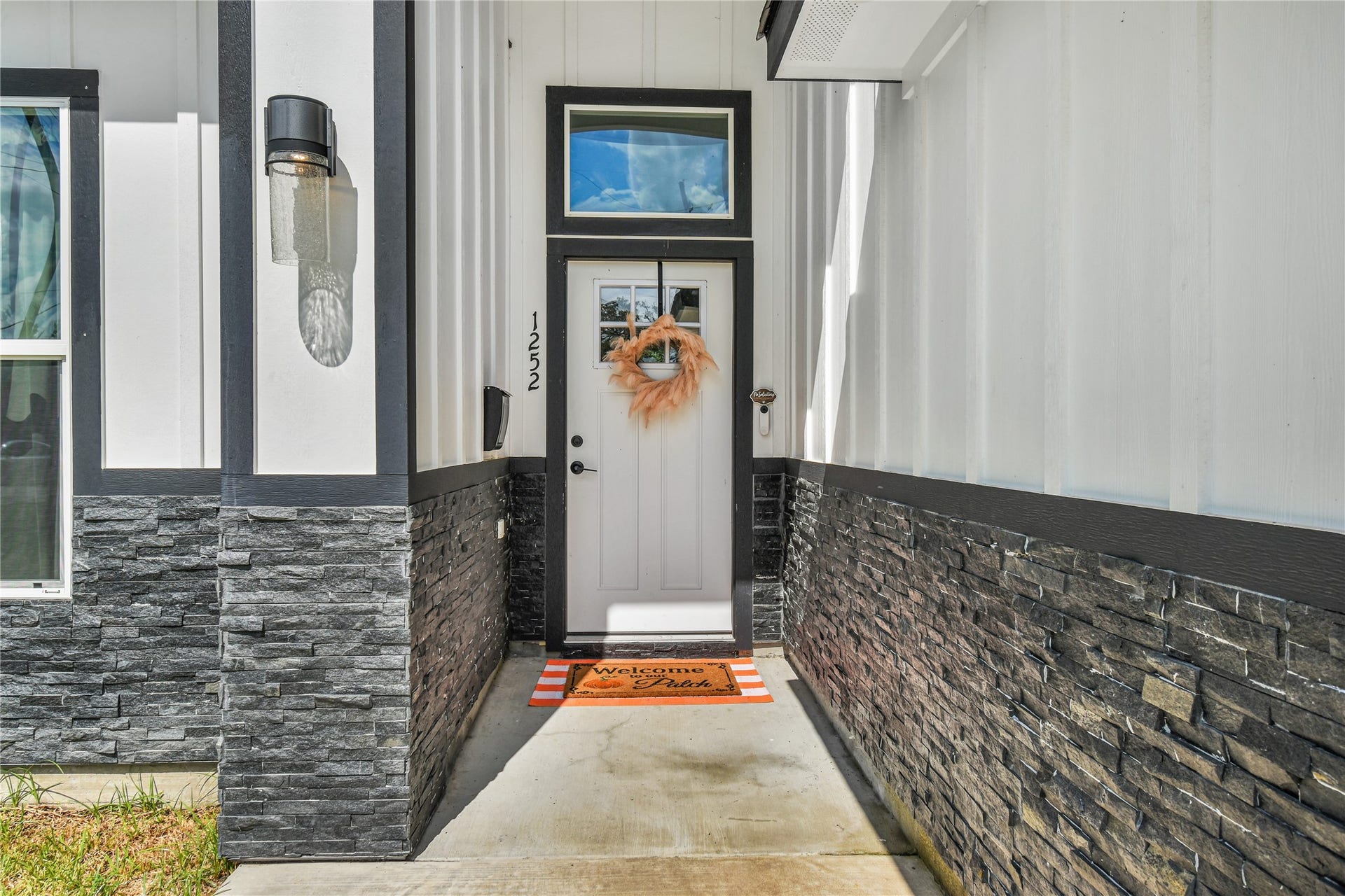 1252 2nd Street, Clute, TX 77531