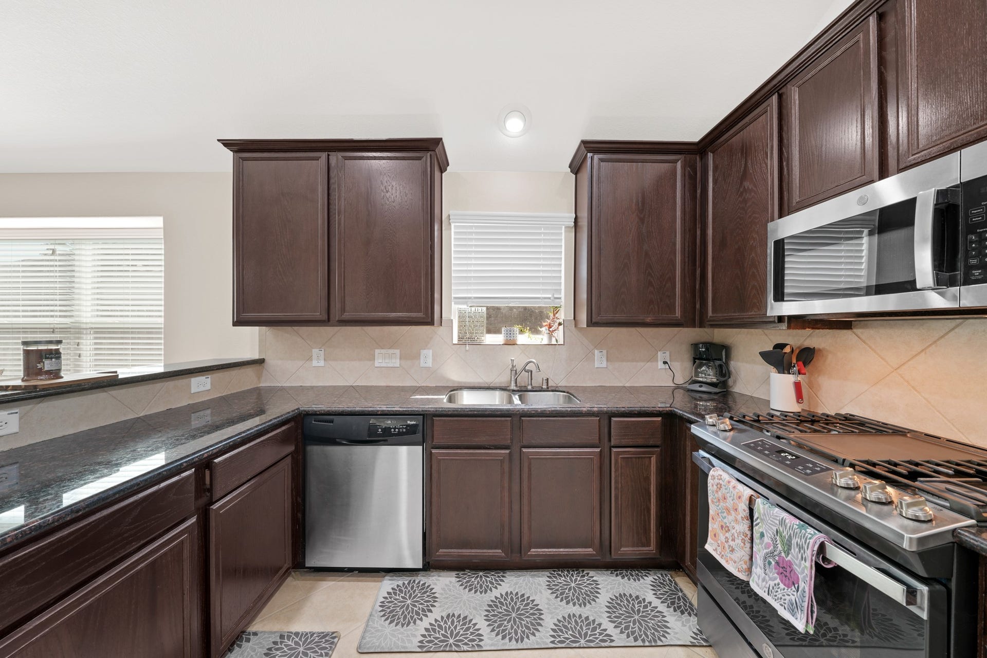 4051 Conifer Drive, Dickinson, TX 77539 4051 Conifer Drive, Dickinson, TX 77539