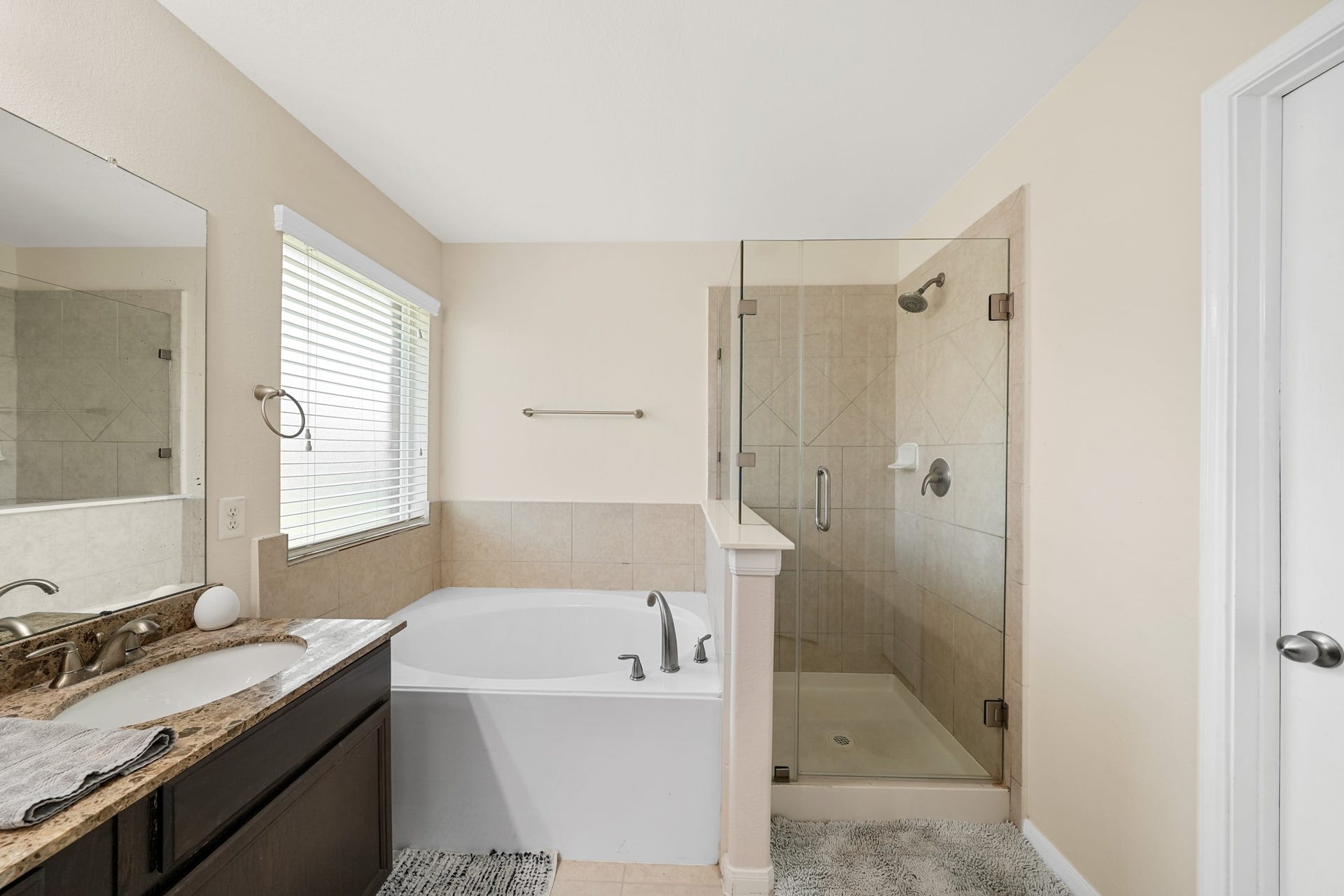 4051 Conifer Drive, Dickinson, TX 77539 4051 Conifer Drive, Dickinson, TX 77539