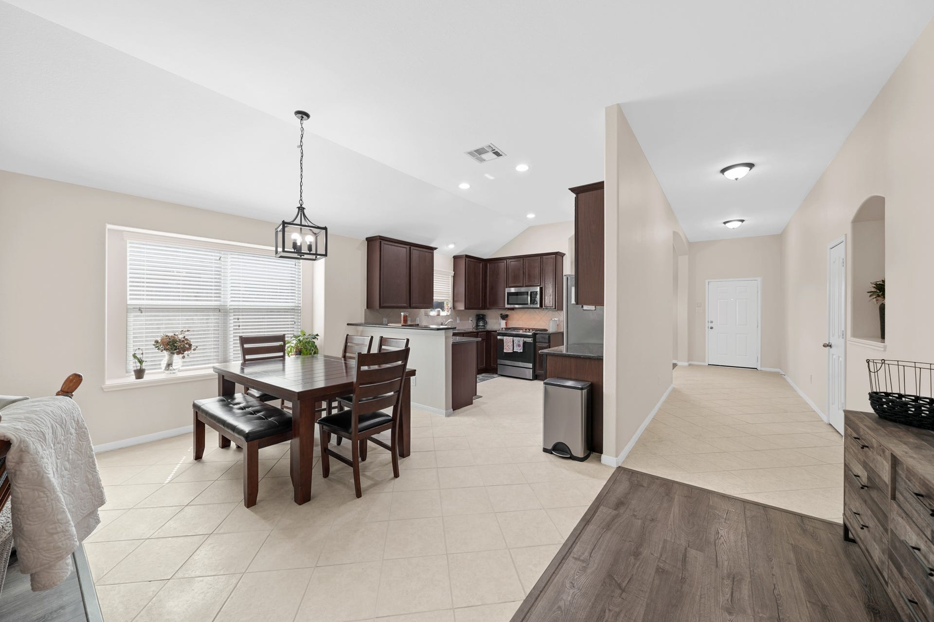4051 Conifer Drive, Dickinson, TX 77539 4051 Conifer Drive, Dickinson, TX 77539