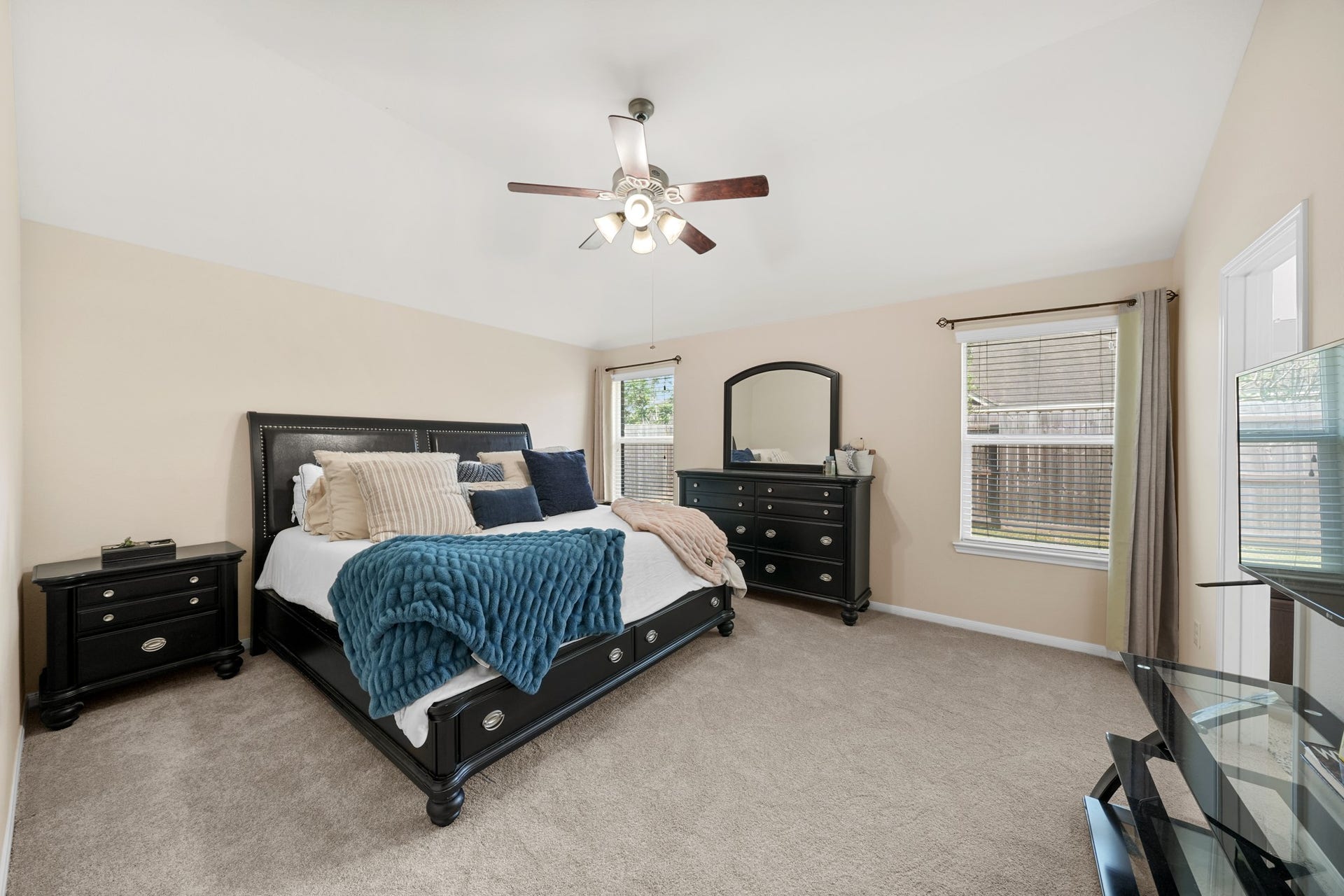 4051 Conifer Drive, Dickinson, TX 77539 4051 Conifer Drive, Dickinson, TX 77539