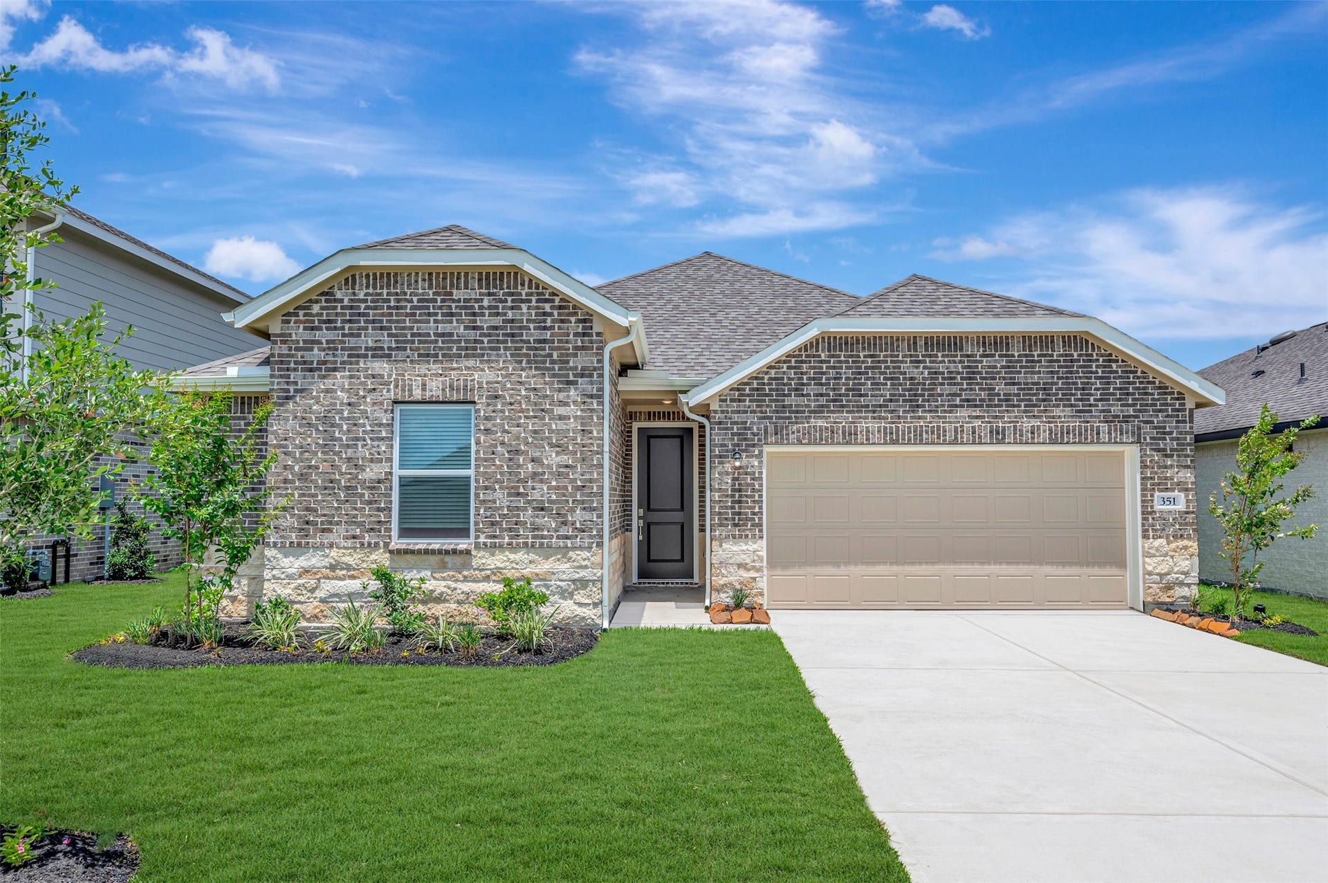 351 West Rose Marie Lane, Montgomery, TX 77356 Charming Passionflower II design by K. Hovnanian Homes in elevation TA built in Aspire at The Hills of Town Creek.