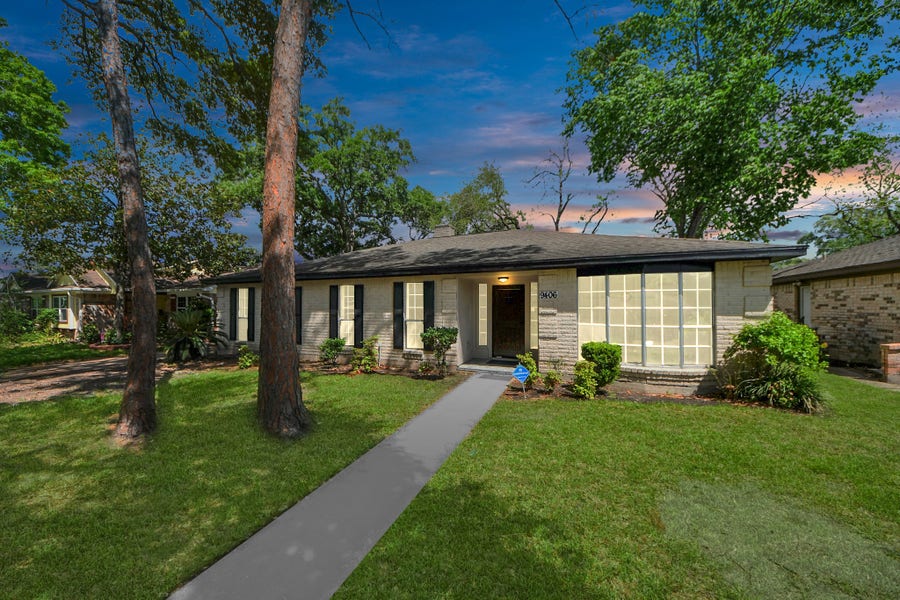 Property photo for 9406 Vickijohn Drive, Houston, TX