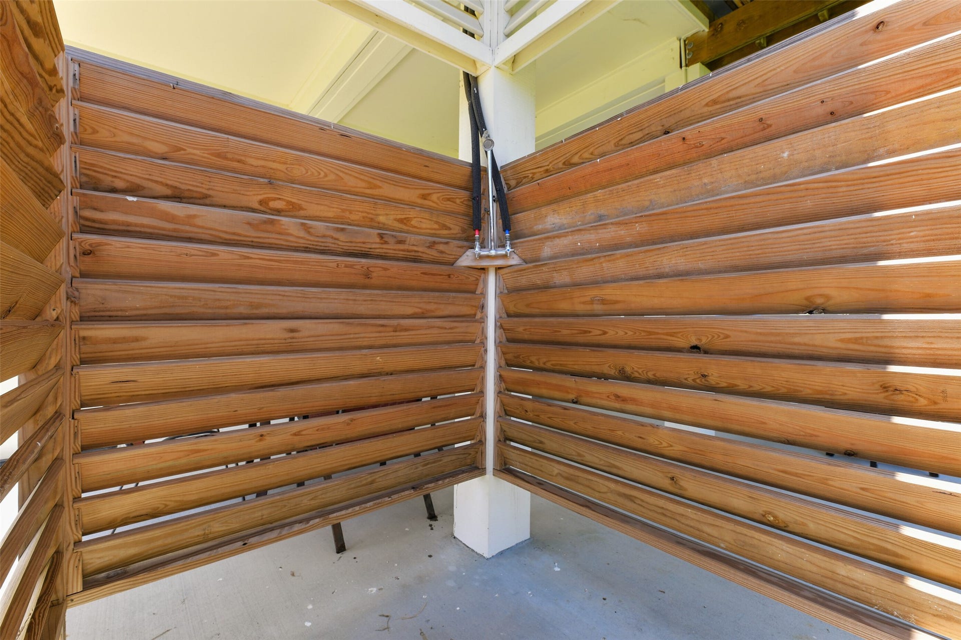 4006 Fort Bend Drive, Galveston, TX 77554 The outdoor shower is a perfect place to rinse off those sandy toes.