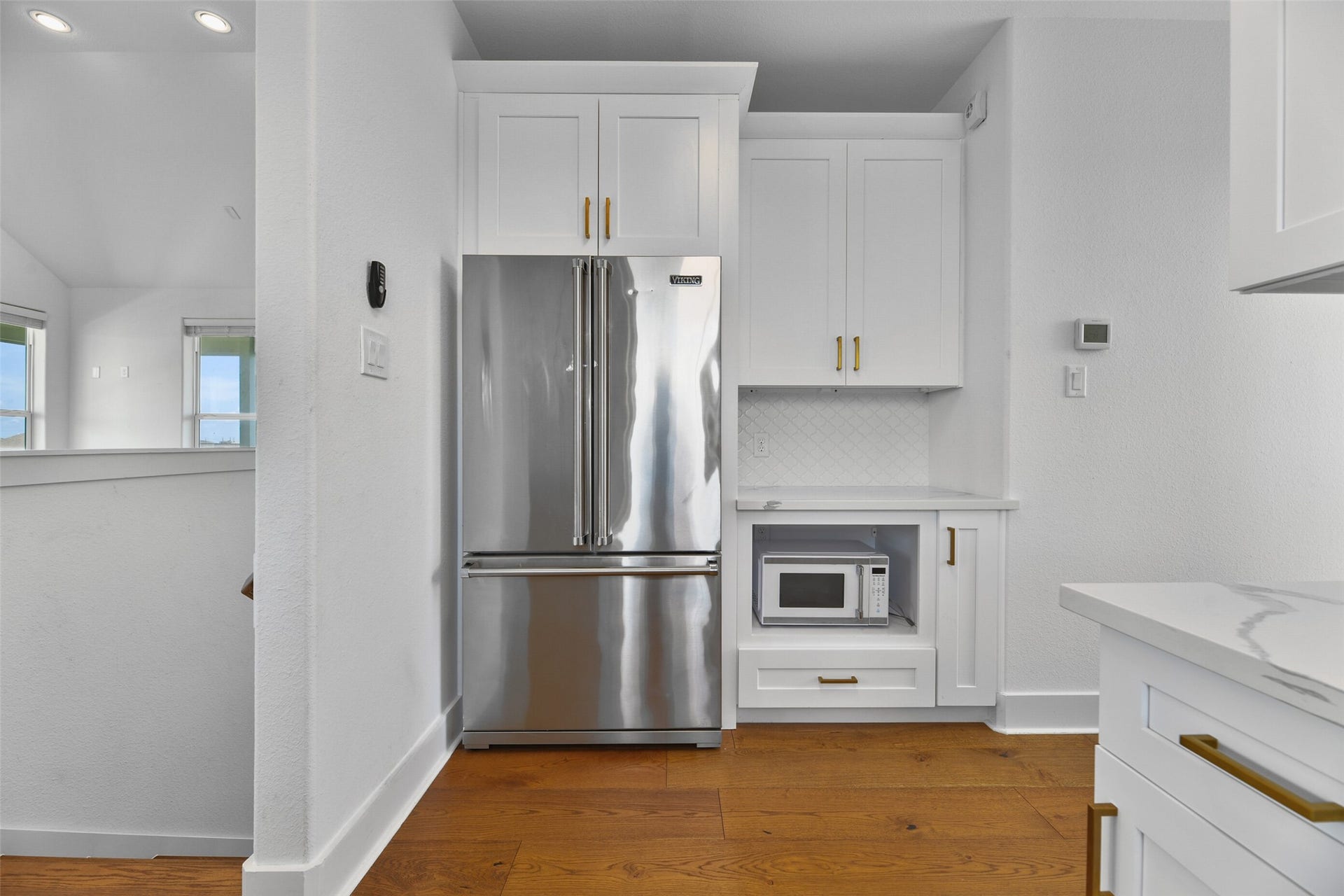 4006 Fort Bend Drive, Galveston, TX 77554 4006 Fort Bend Drive, Galveston, TX 77554
