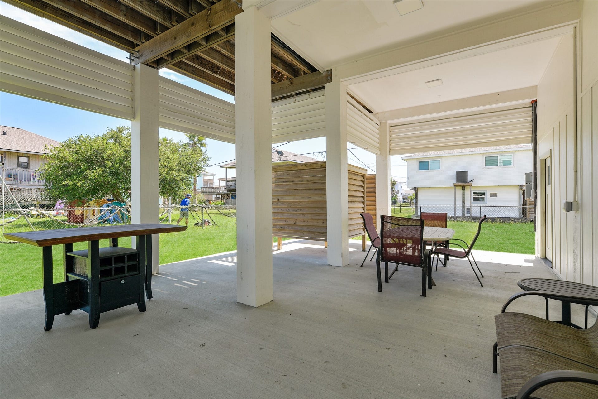 4006 Fort Bend Drive, Galveston, TX 77554 4006 Fort Bend Drive, Galveston, TX 77554