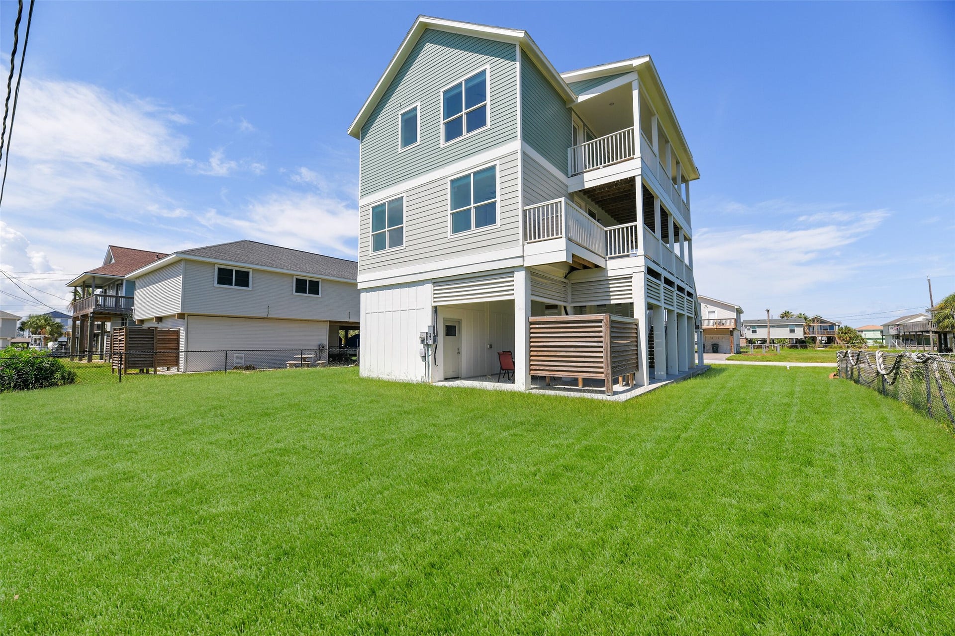 4006 Fort Bend Drive, Galveston, TX 77554 4006 Fort Bend Drive, Galveston, TX 77554