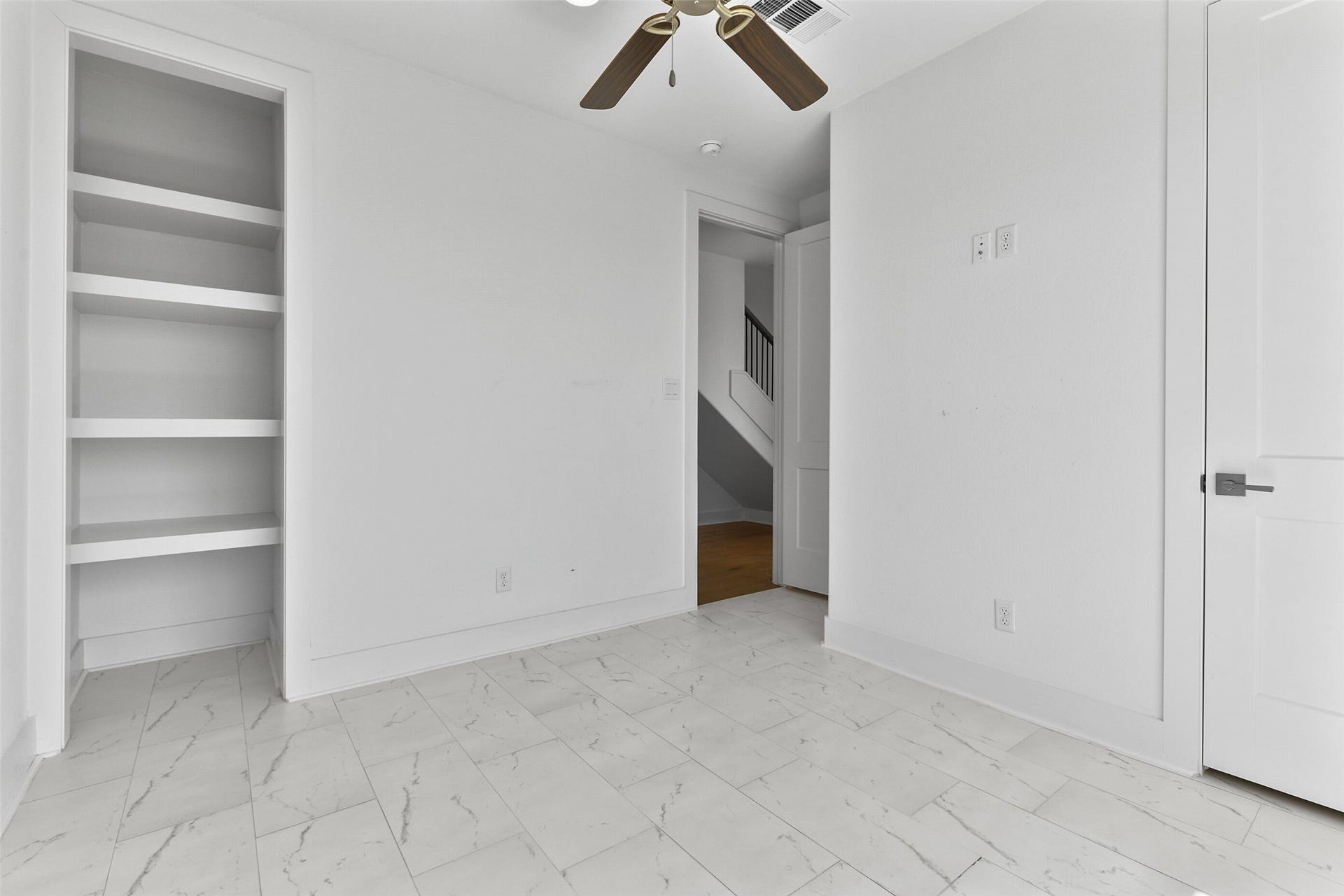 4006 Fort Bend Drive, Galveston, TX 77554 4006 Fort Bend Drive, Galveston, TX 77554
