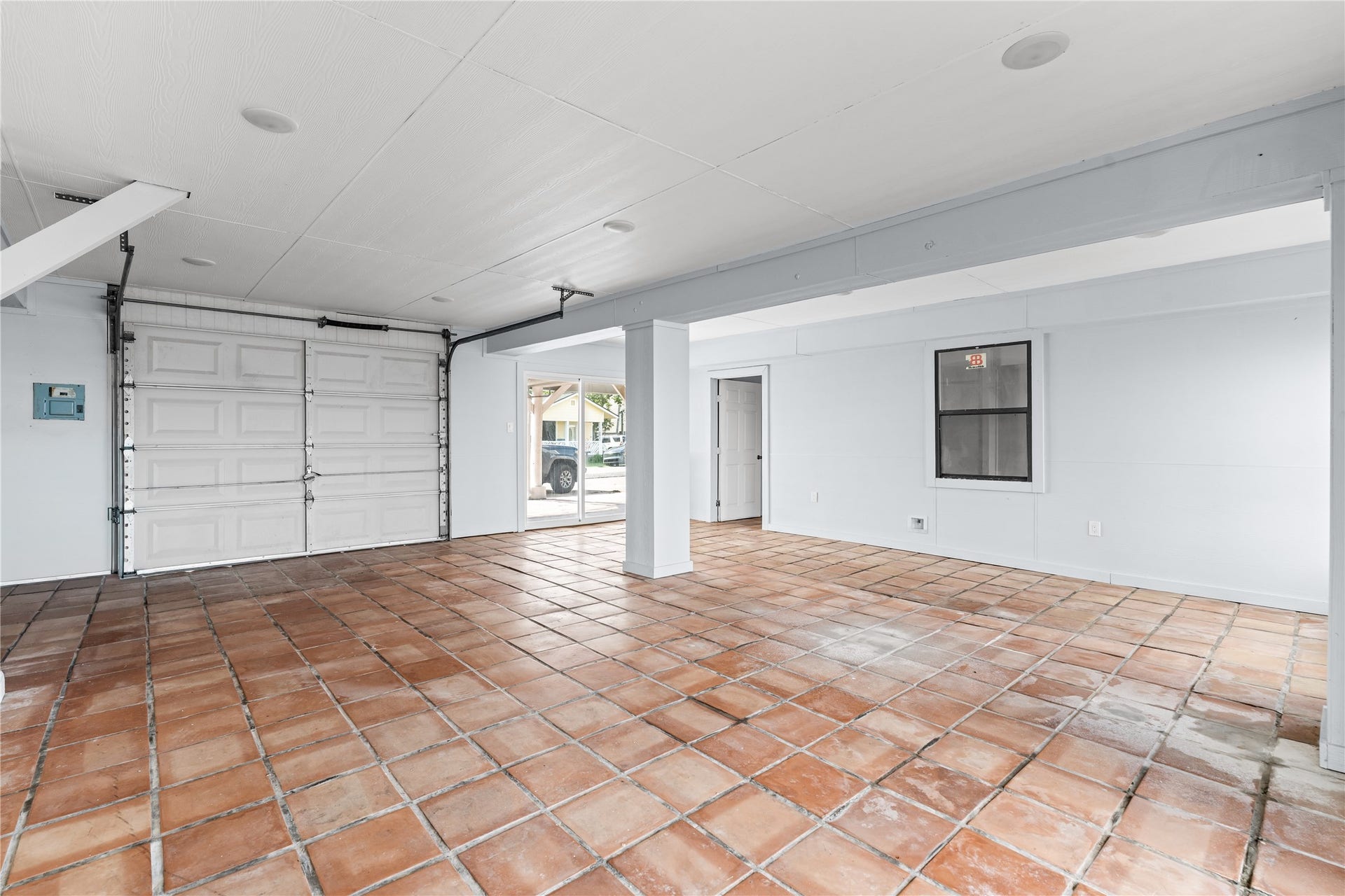 645 3rd Street, San Leon, TX 77539 645 3rd Street, San Leon, TX 77539