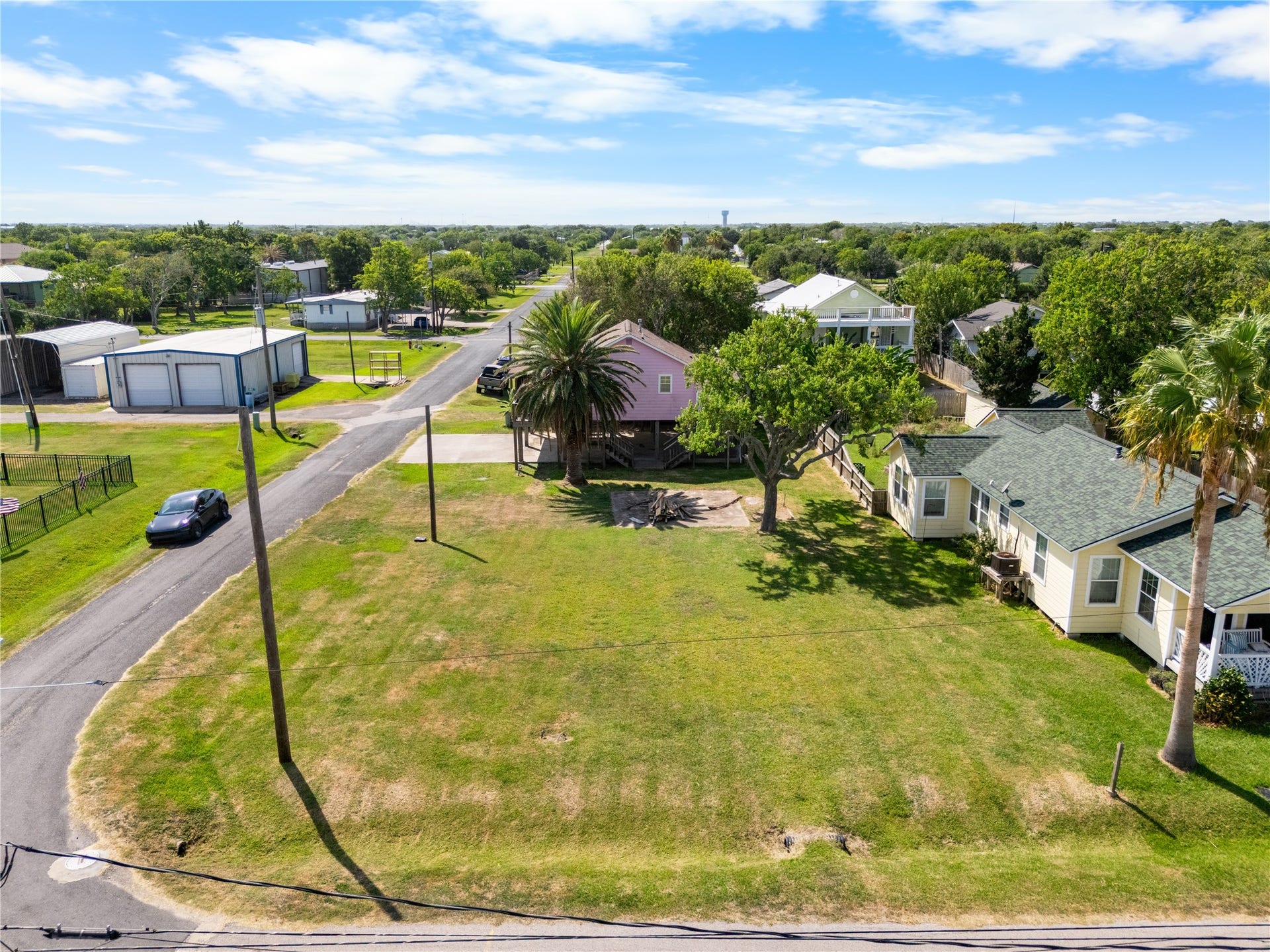 645 3rd Street, San Leon, TX 77539 645 3rd Street, San Leon, TX 77539