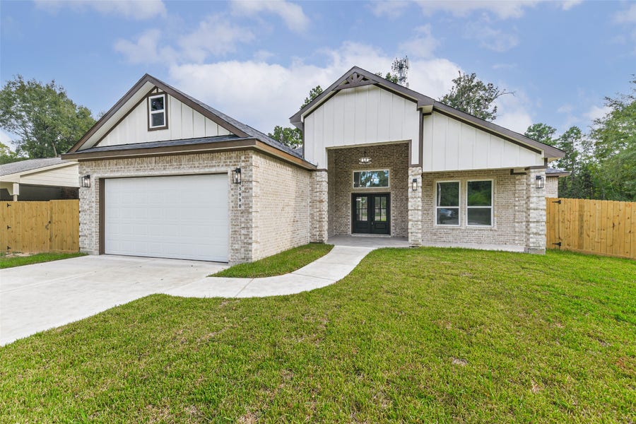 Property photo for 15998 Holly Street, Porter, TX