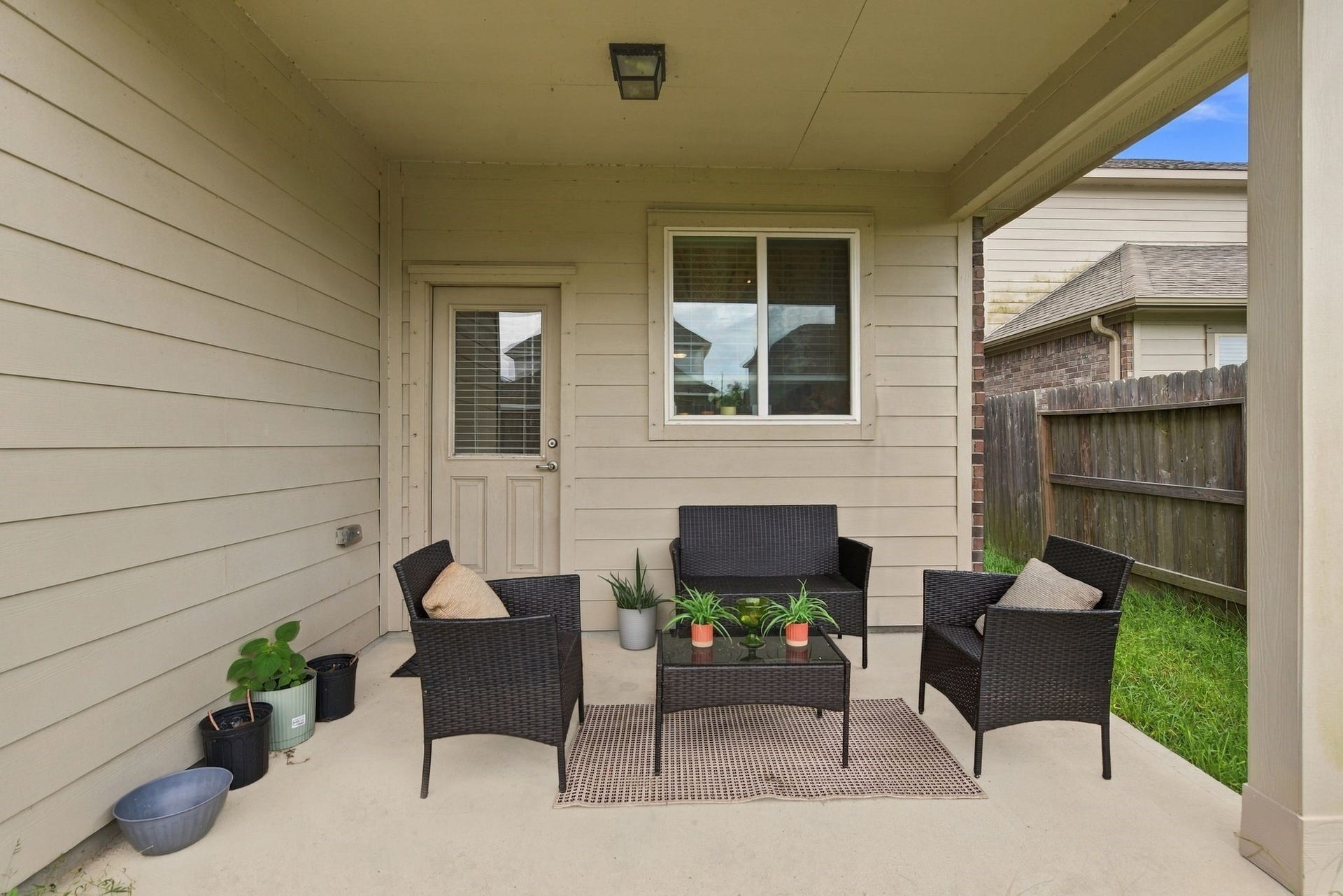 13202 Dancing Reed Drive, Texas City, TX 77568 Covered patio for relaxing or entertaining.