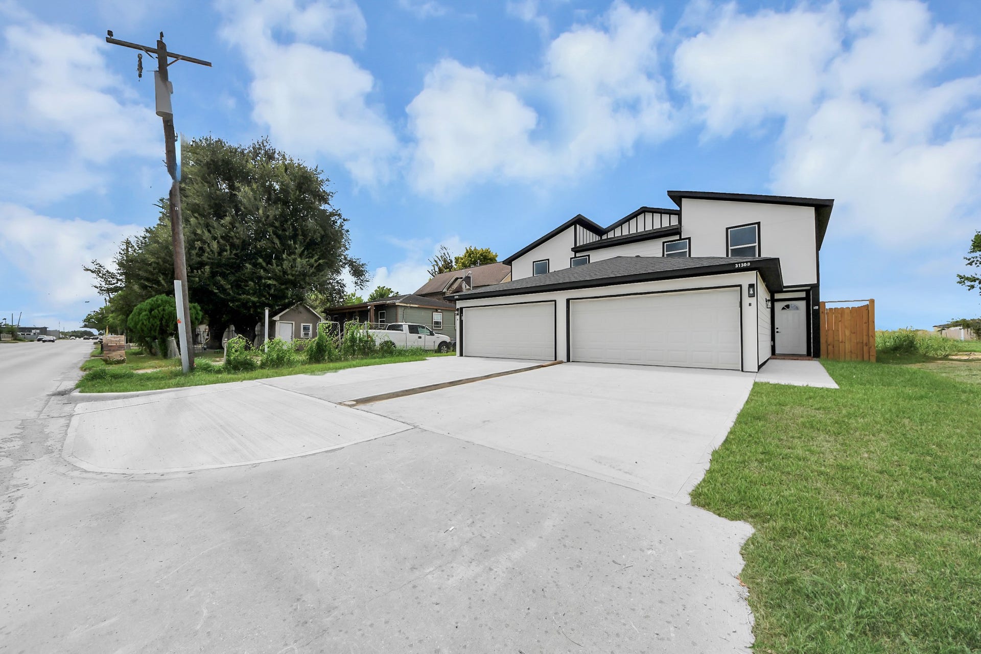 3130 5th Street, #B, Stafford, TX 77477 3130 5th Street, #B, Stafford, TX 77477
