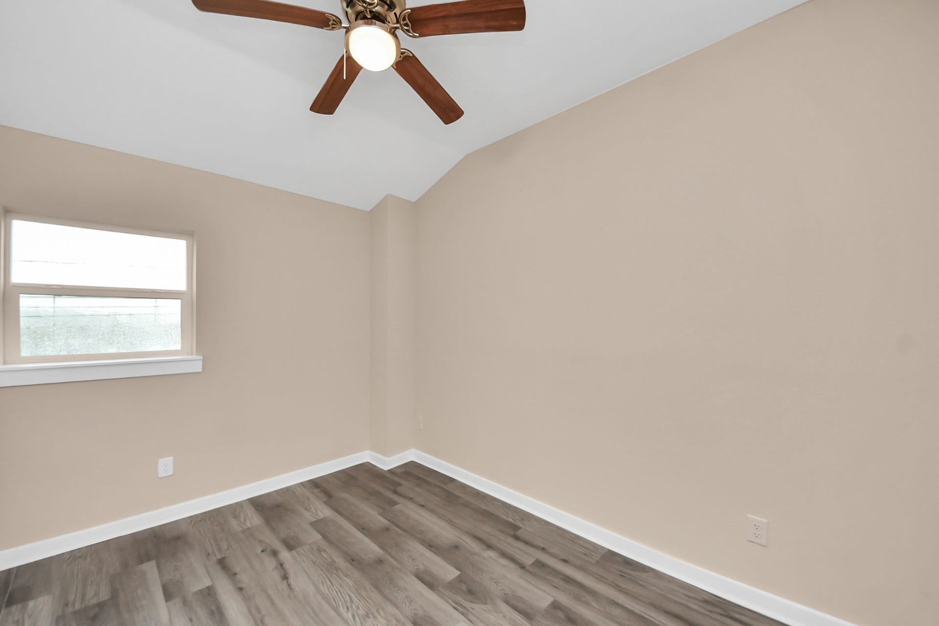 3130 5th Street, #B, Stafford, TX 77477 3130 5th Street, #B, Stafford, TX 77477