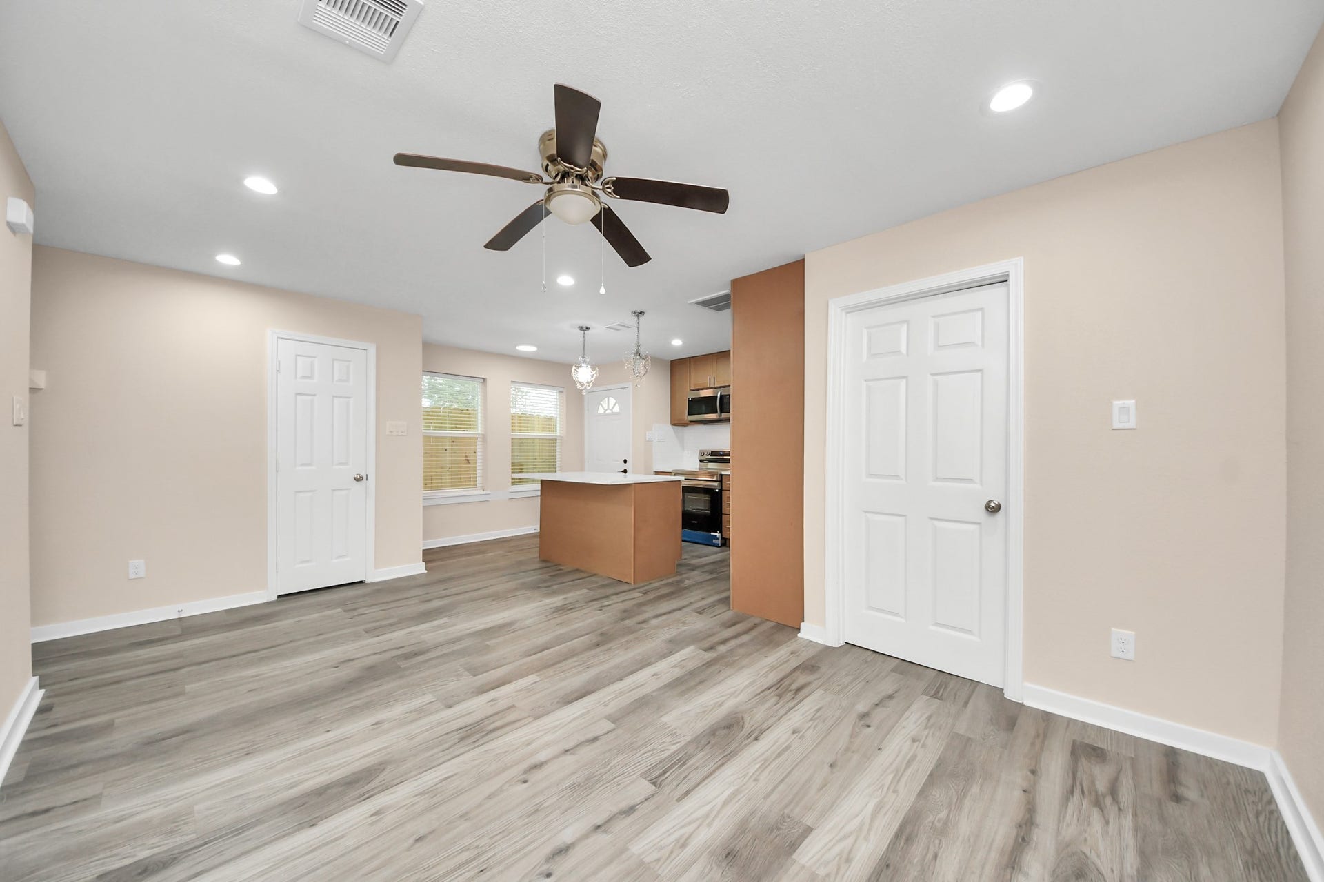 3130 5th Street, #B, Stafford, TX 77477 3130 5th Street, #B, Stafford, TX 77477